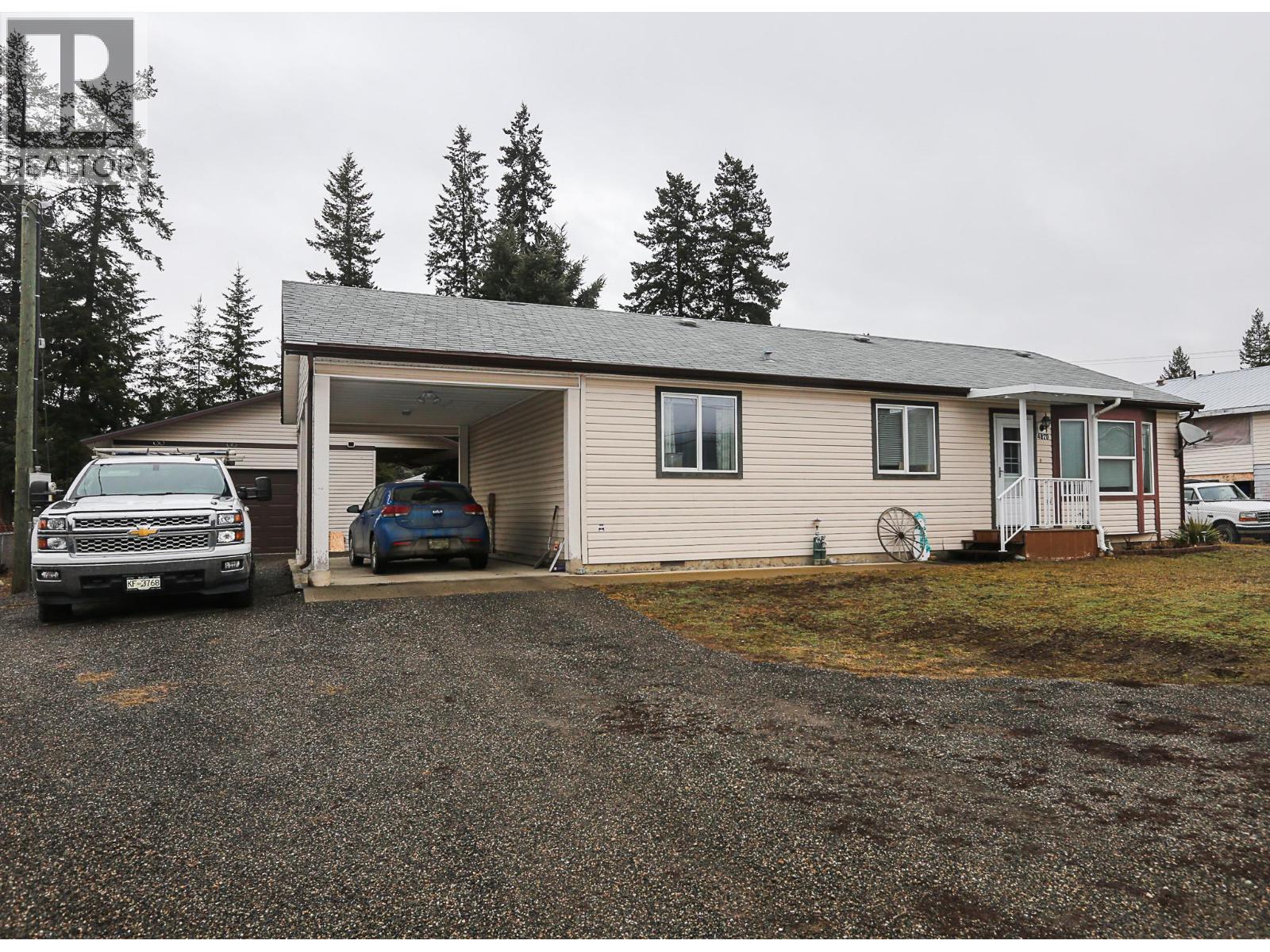 4820 Barriere Town Road, Barriere, British Columbia  V0E 1E0 - Photo 1 - 10375960