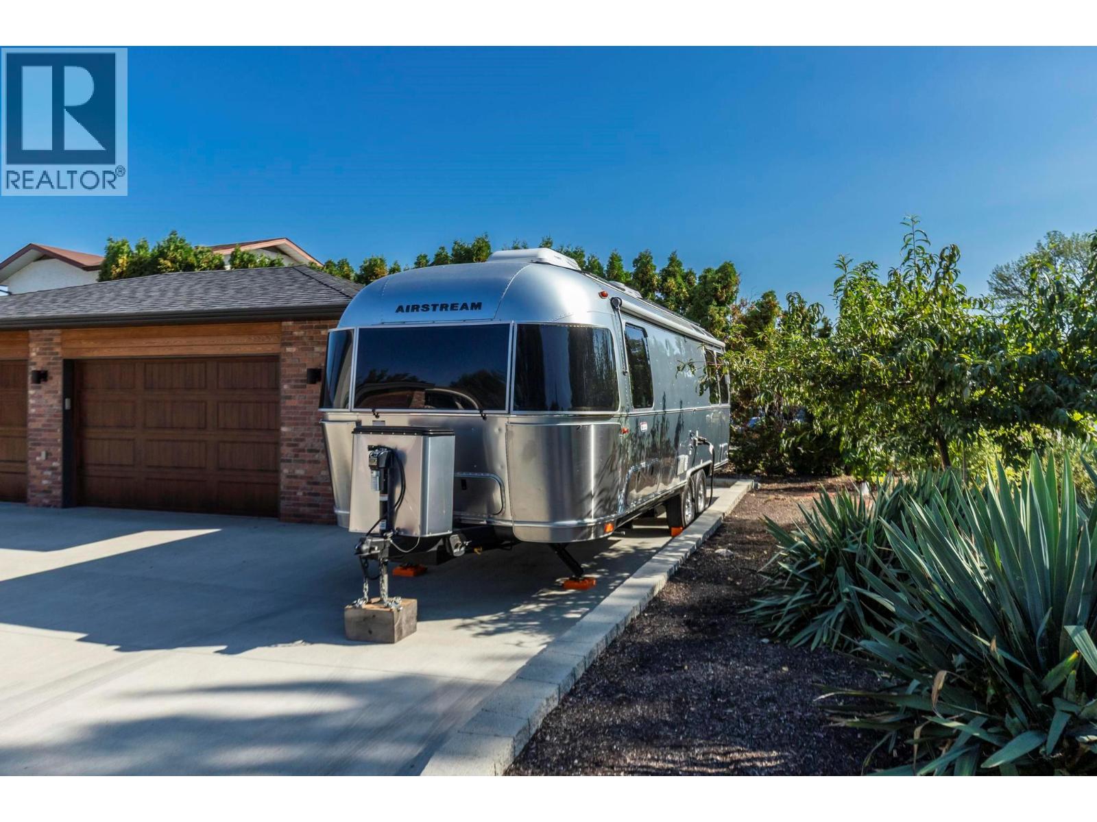 1420 Inkar Road, Kelowna, British Columbia  V1Y 8H7 - Photo 41 - 10375566