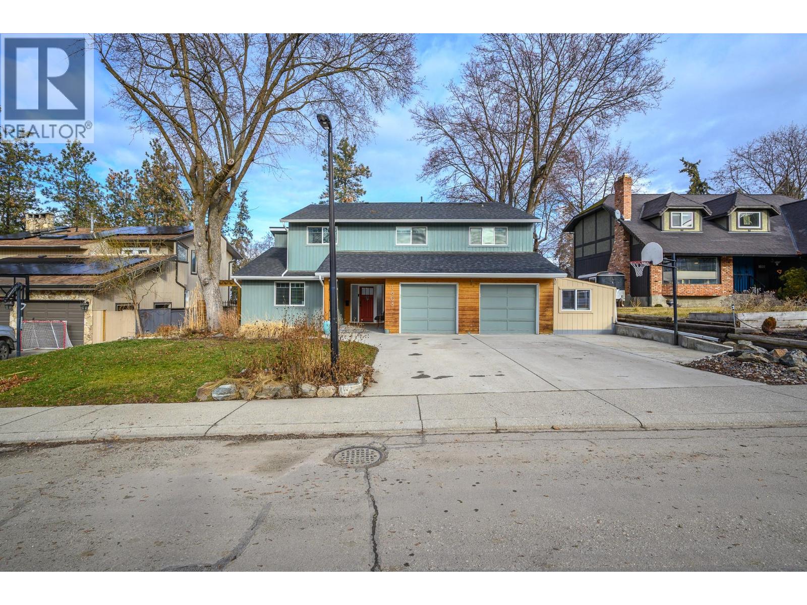 1603 39a Avenue, Vernon, British Columbia  V1T 7S3 - Photo 2 - 10375516