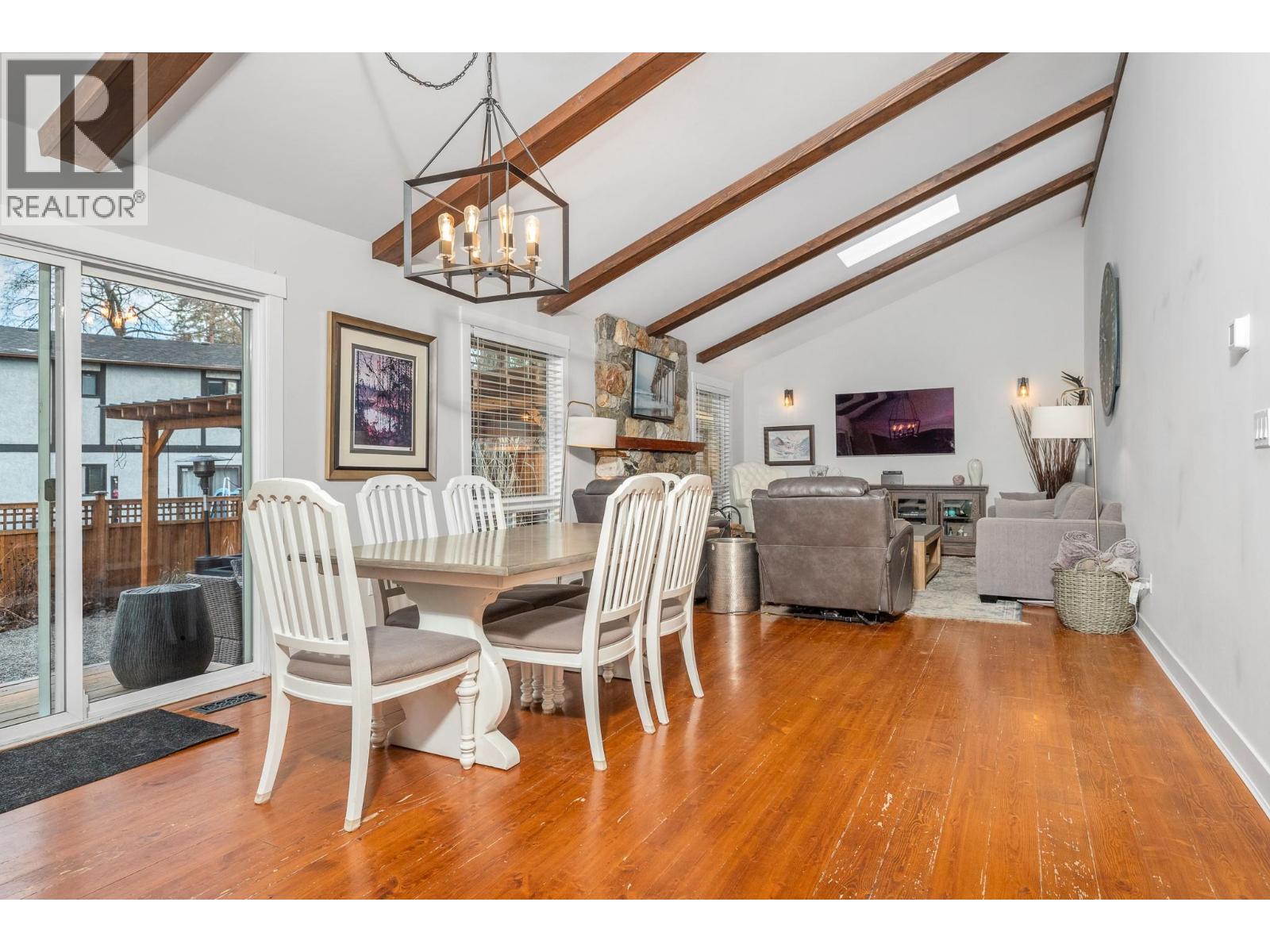 1603 39a Avenue, Vernon, British Columbia  V1T 7S3 - Photo 9 - 10375516