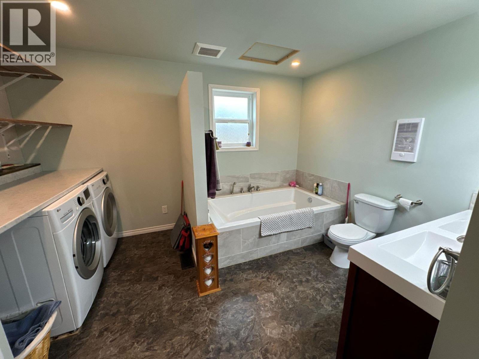 5175 Siminoff Road, Grand Forks, British Columbia  V0H 1H4 - Photo 15 - 10375989