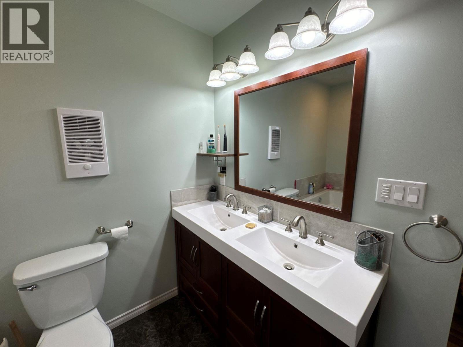 5175 Siminoff Road, Grand Forks, British Columbia  V0H 1H4 - Photo 16 - 10375989