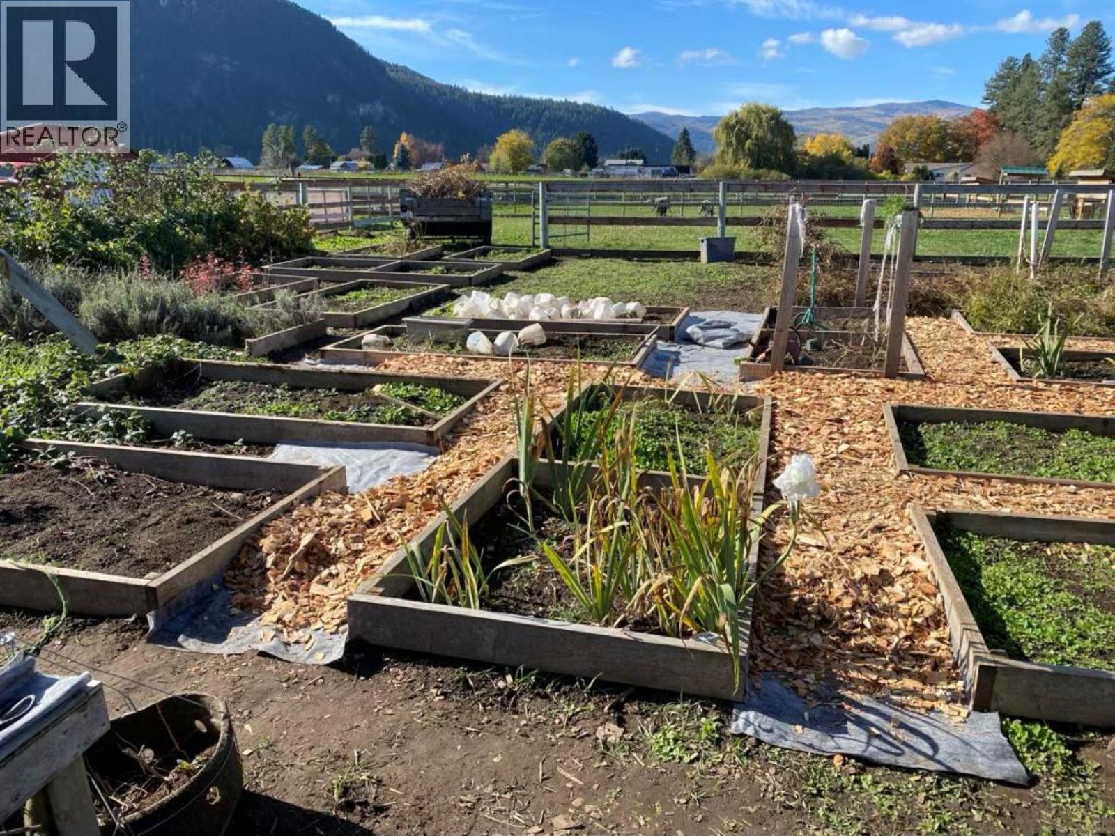 5175 Siminoff Road, Grand Forks, British Columbia  V0H 1H4 - Photo 52 - 10375989