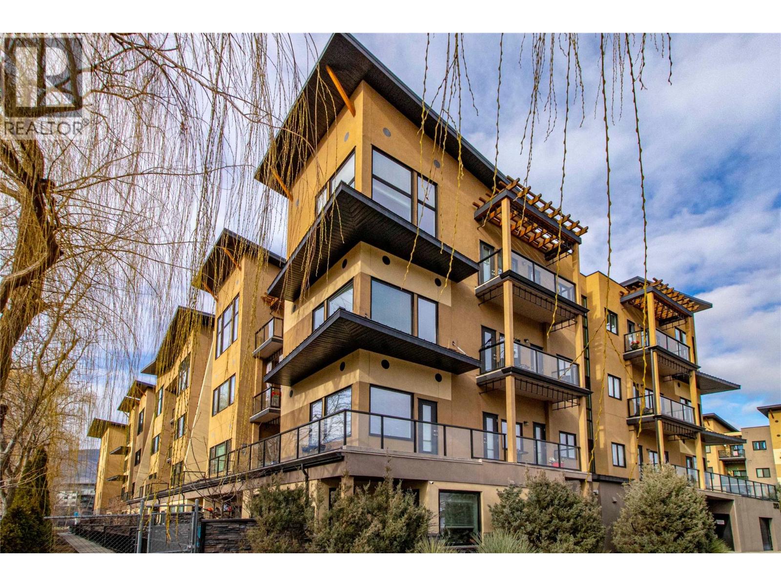 3313 Wilson Street Unit# 307, Penticton, British Columbia  V2A 8J3 - Photo 1 - 10375963