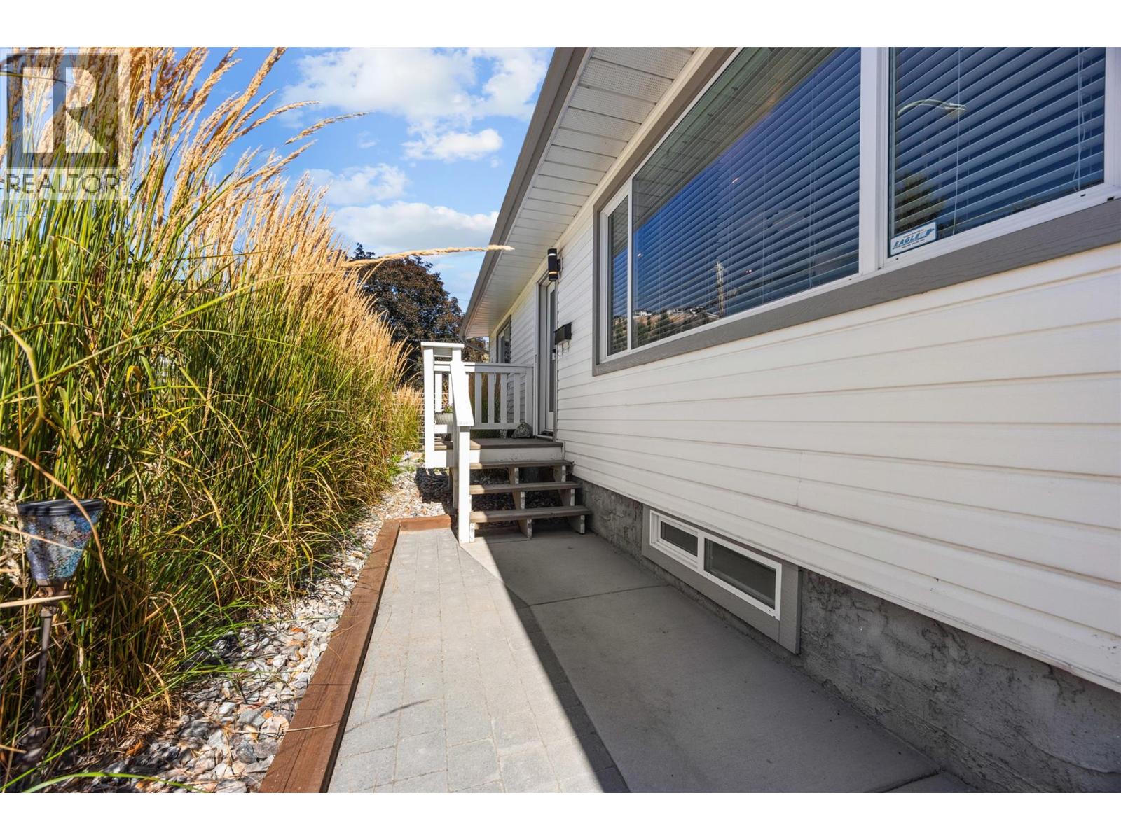 1255 Rio Drive, Kelowna, British Columbia  V1V 1E2 - Photo 24 - 10376126