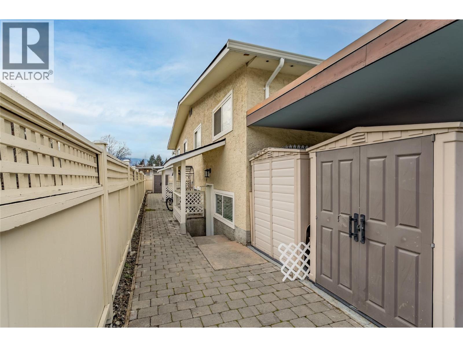 1105 Cactus Road, Kelowna, British Columbia  V1X 5N3 - Photo 14 - 10374291