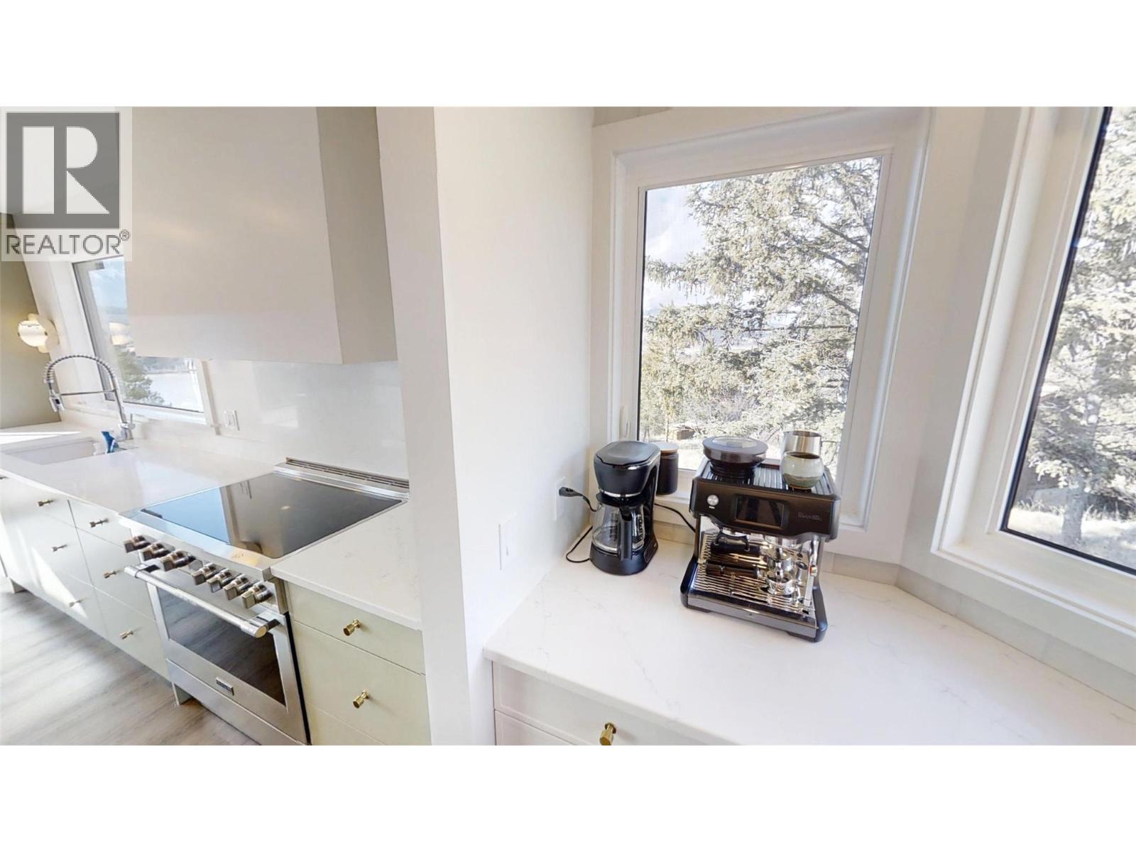 521 Upper Lakeview Road, Invermere, British Columbia  V0A 1K3 - Photo 10 - 10376119