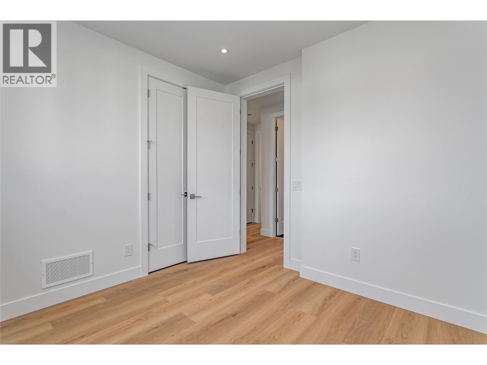 1008 Bull Crescent, Kelowna, British Columbia  V1W 0E6 - Photo 25 - 10374471