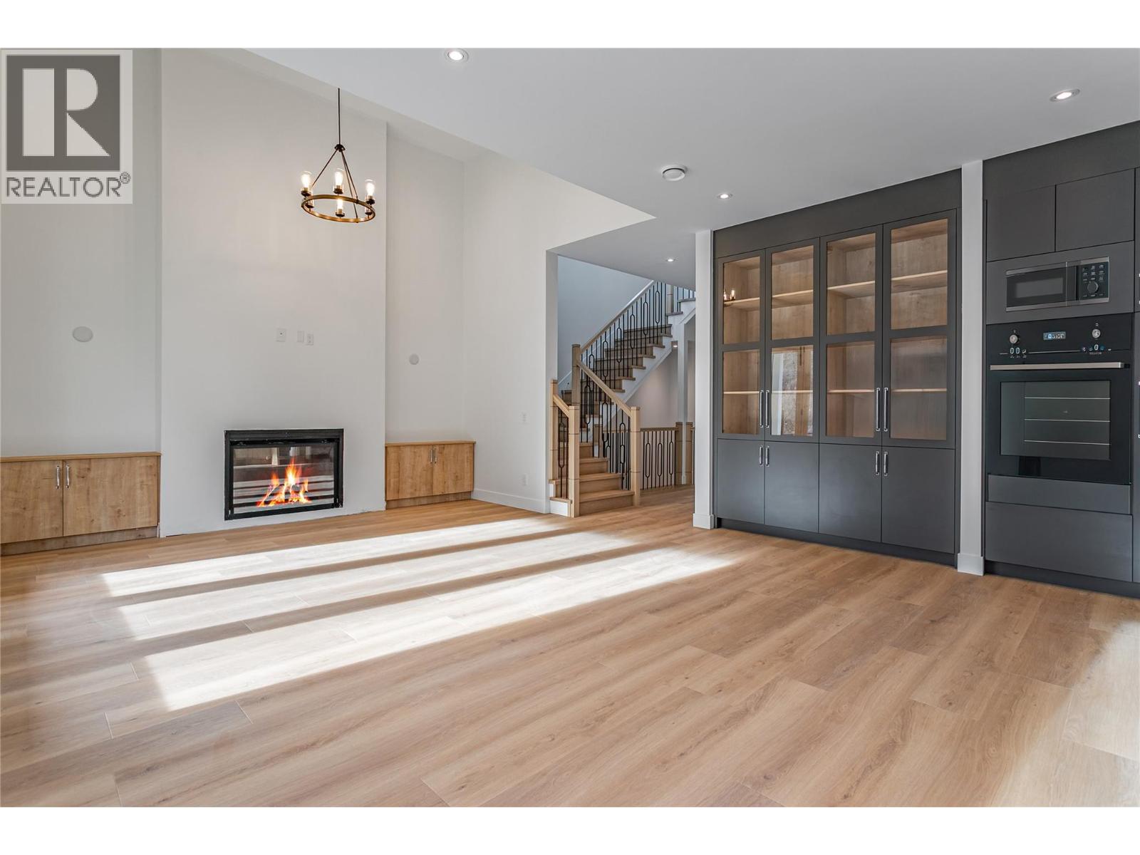 1008 Bull Crescent, Kelowna, British Columbia  V1W 0E6 - Photo 9 - 10374471