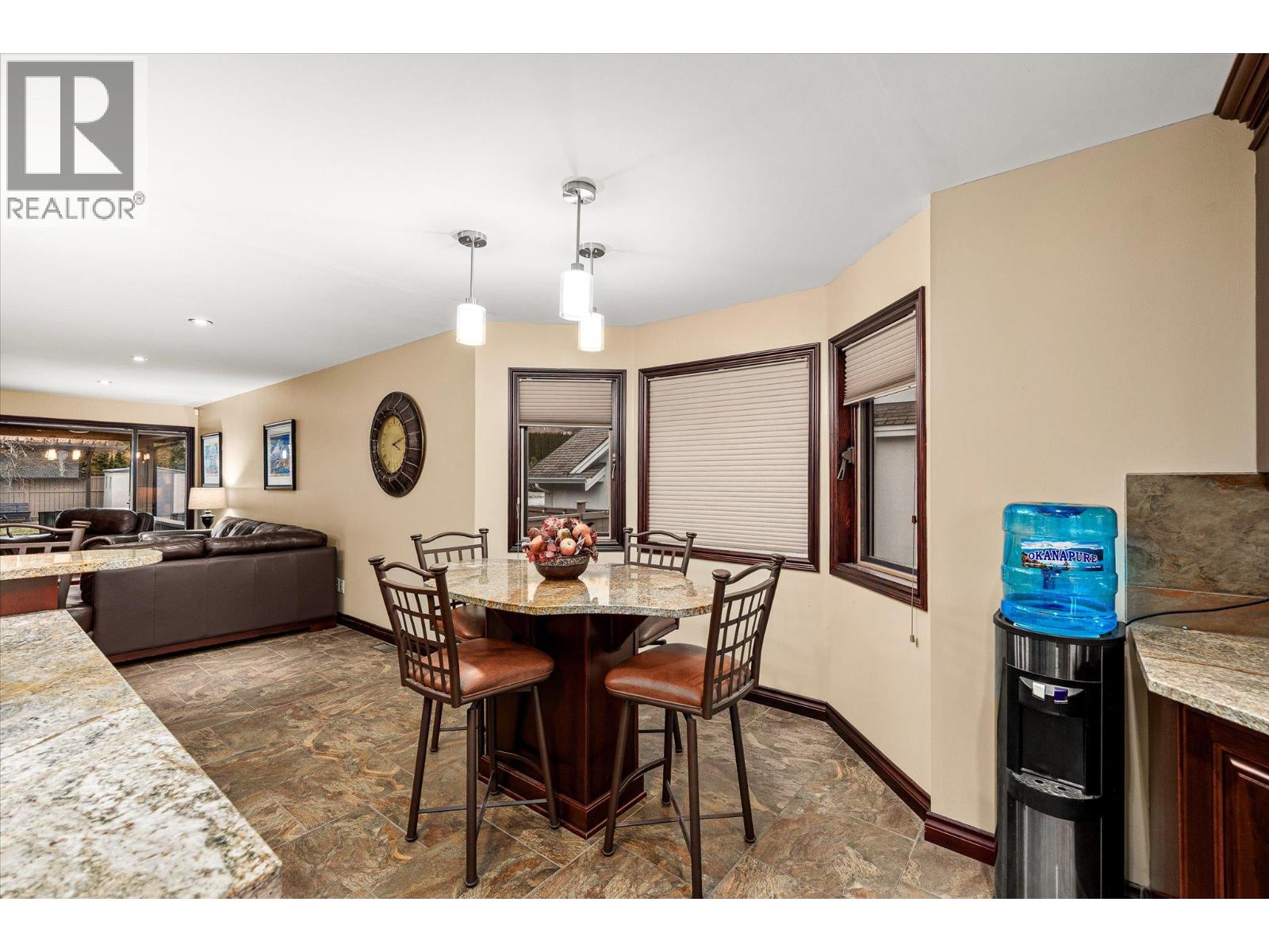 307 Stellar Drive, Kelowna, British Columbia  V1W 4K5 - Photo 15 - 10371109