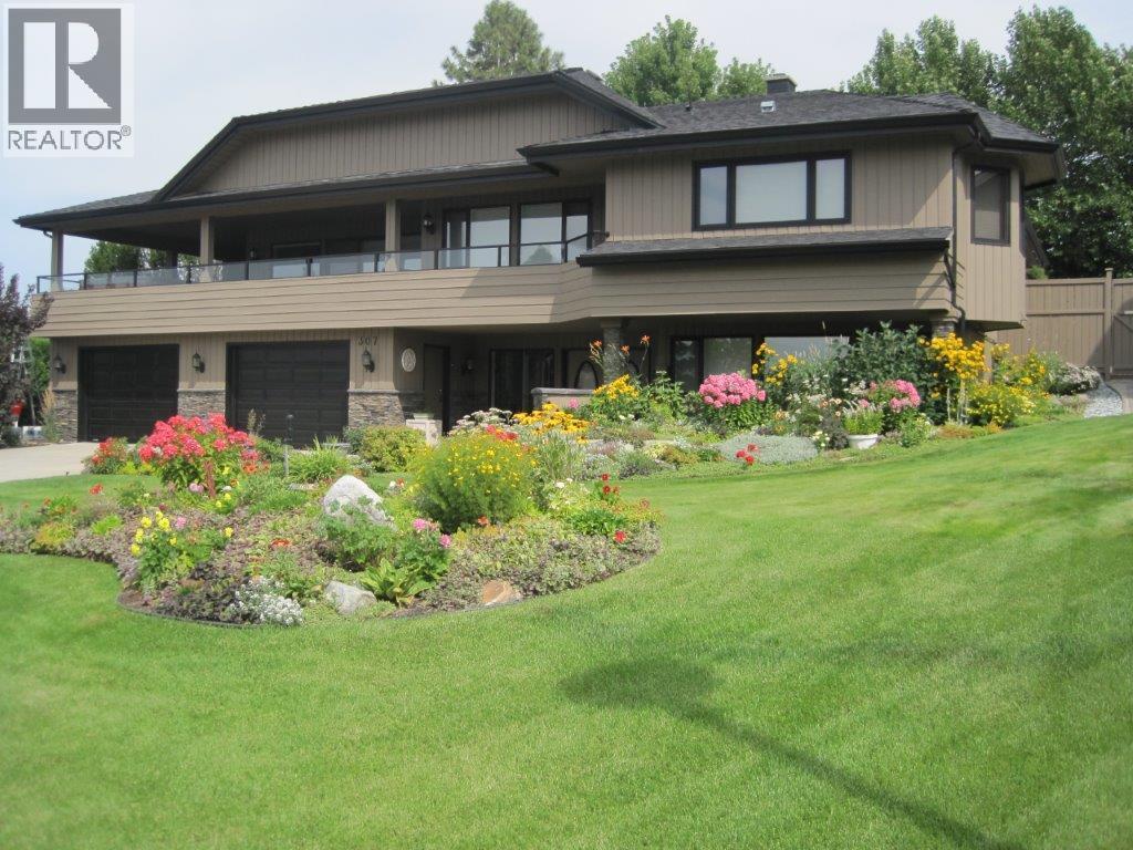 307 Stellar Drive, Kelowna, British Columbia  V1W 4K5 - Photo 2 - 10371109