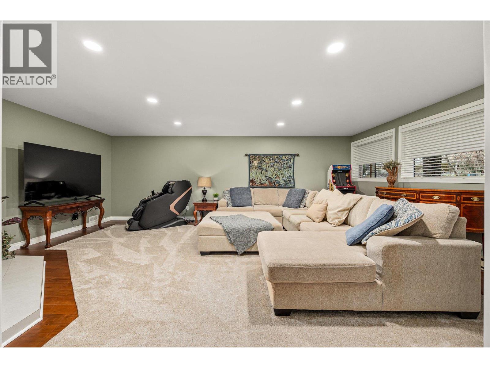 307 Stellar Drive, Kelowna, British Columbia  V1W 4K5 - Photo 44 - 10371109