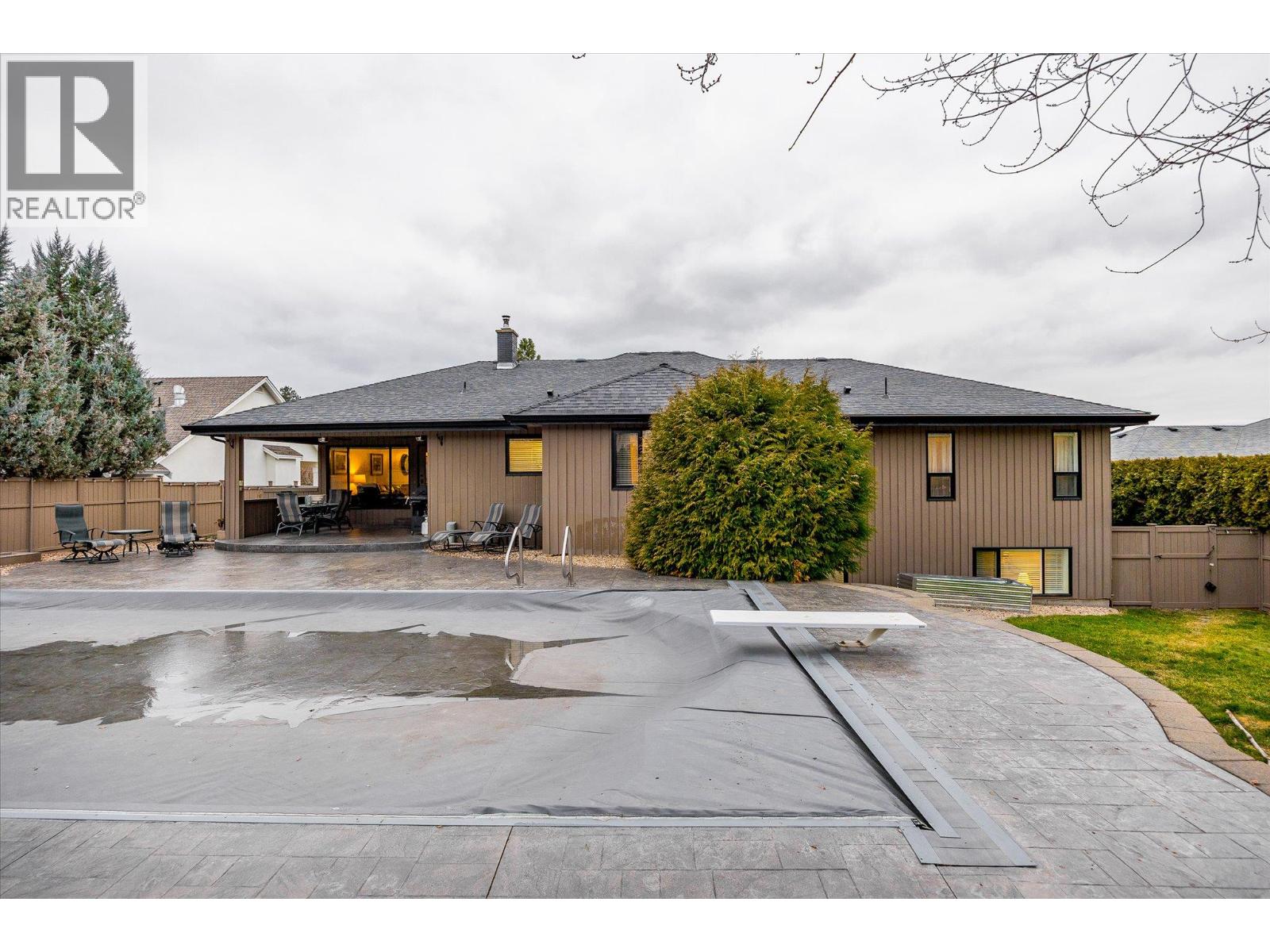 307 Stellar Drive, Kelowna, British Columbia  V1W 4K5 - Photo 53 - 10371109