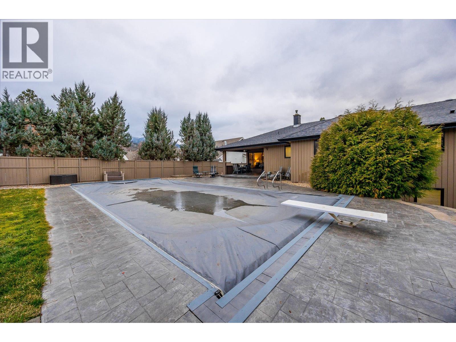 307 Stellar Drive, Kelowna, British Columbia  V1W 4K5 - Photo 61 - 10371109