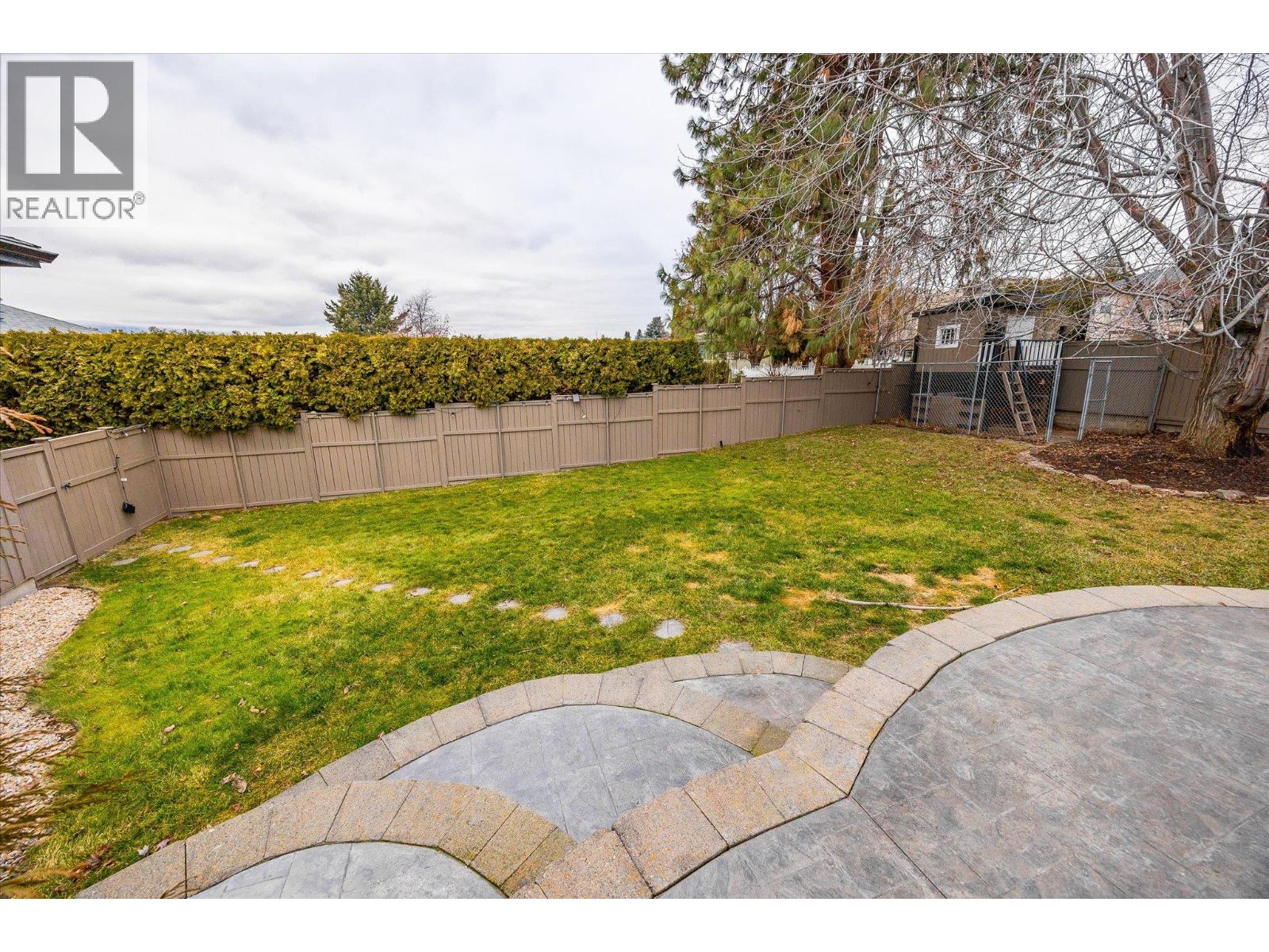 307 Stellar Drive, Kelowna, British Columbia  V1W 4K5 - Photo 65 - 10371109