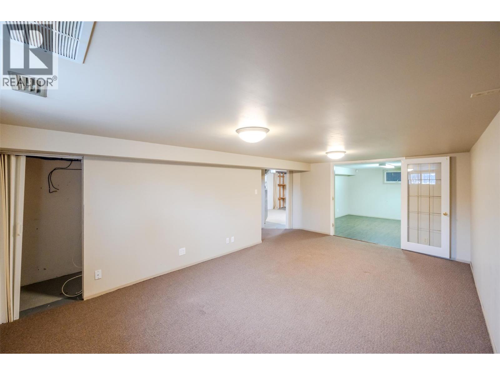 401 Wade Avenue E, Penticton, British Columbia  V2A 4H7 - Photo 22 - 10376151