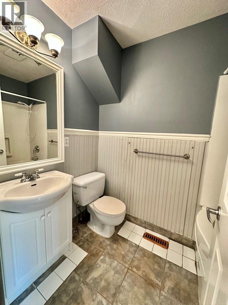 3155 Gordon Drive Unit# 404, Kelowna, British Columbia  V1W 3N6 - Photo 13 - 10376075