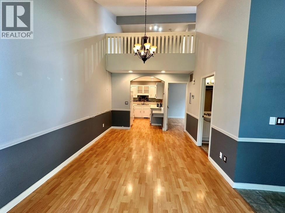 3155 Gordon Drive Unit# 404, Kelowna, British Columbia  V1W 3N6 - Photo 4 - 10376075