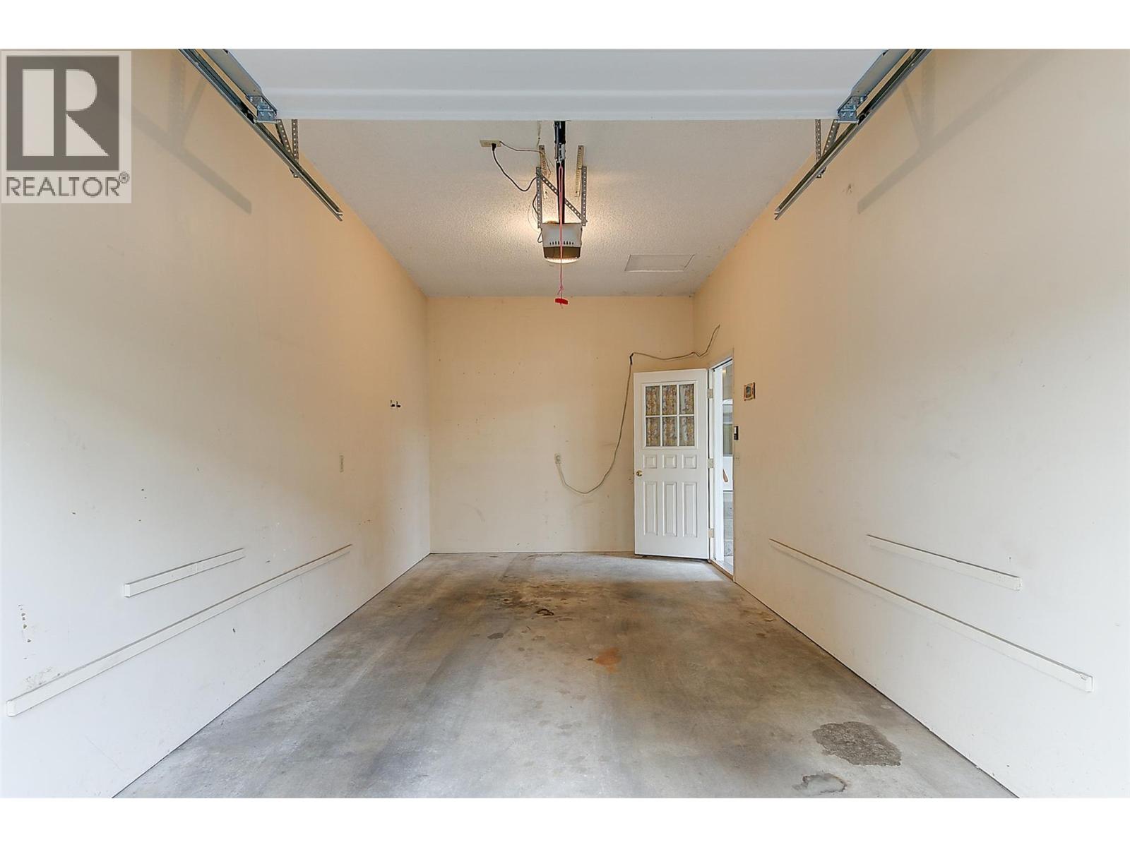 1209 Brookside Avenue Unit# 10, Kelowna, British Columbia  V1Y 5T5 - Photo 45 - 10374196