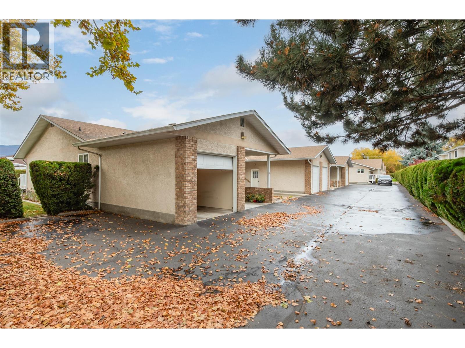 1209 Brookside Avenue Unit# 10, Kelowna, British Columbia  V1Y 5T5 - Photo 46 - 10374196