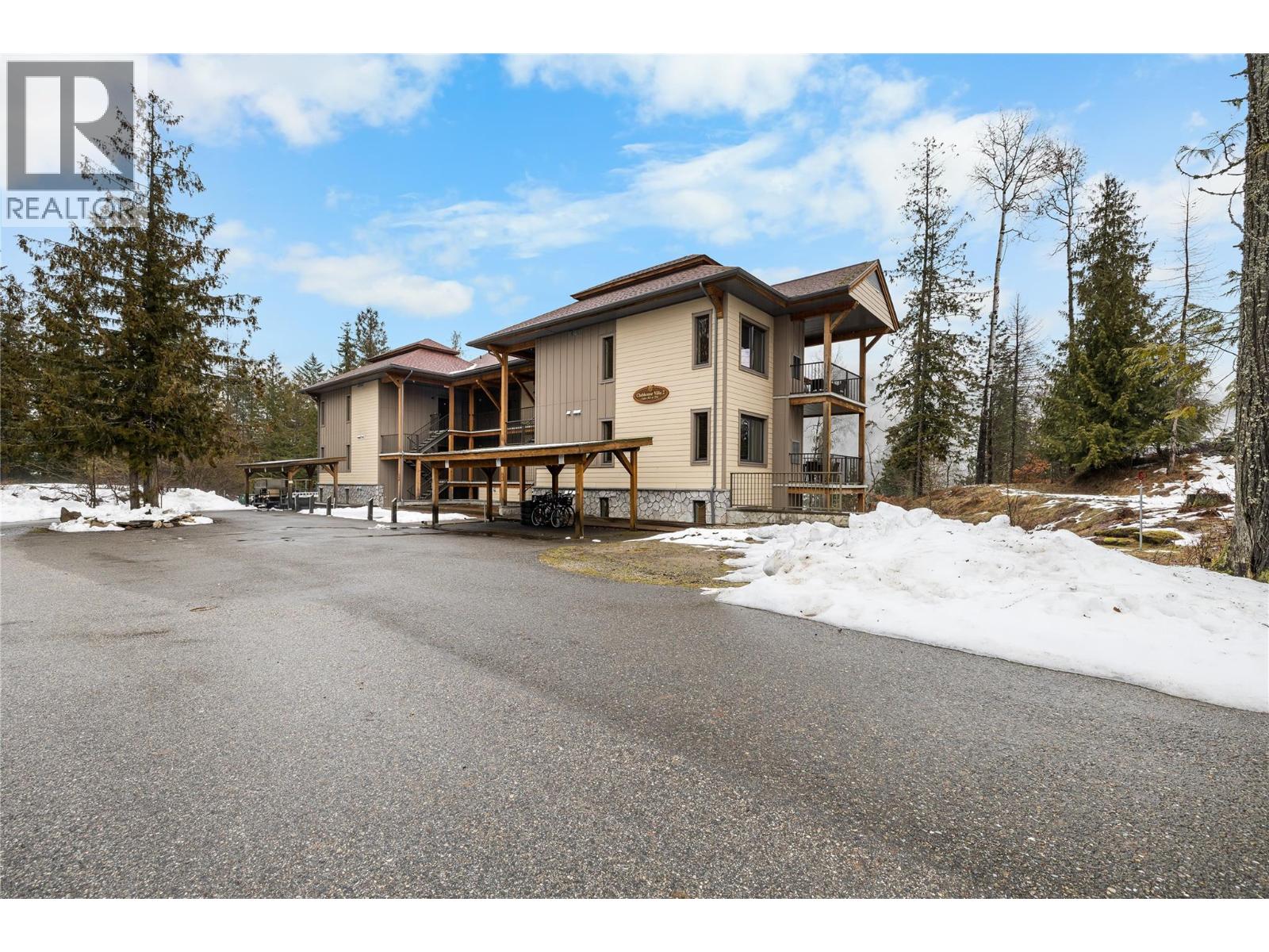 16310 Woolgar Road Unit# 221, Crawford Bay, British Columbia  V0B 1E0 - Photo 1 - 10376181