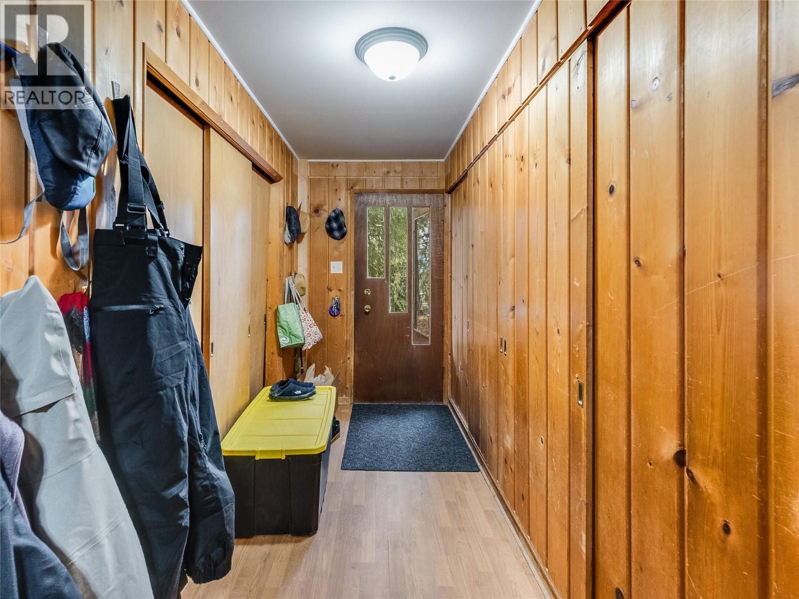 1604 Park Street, Rossland, British Columbia  V0G 1Y0 - Photo 3 - 10375556