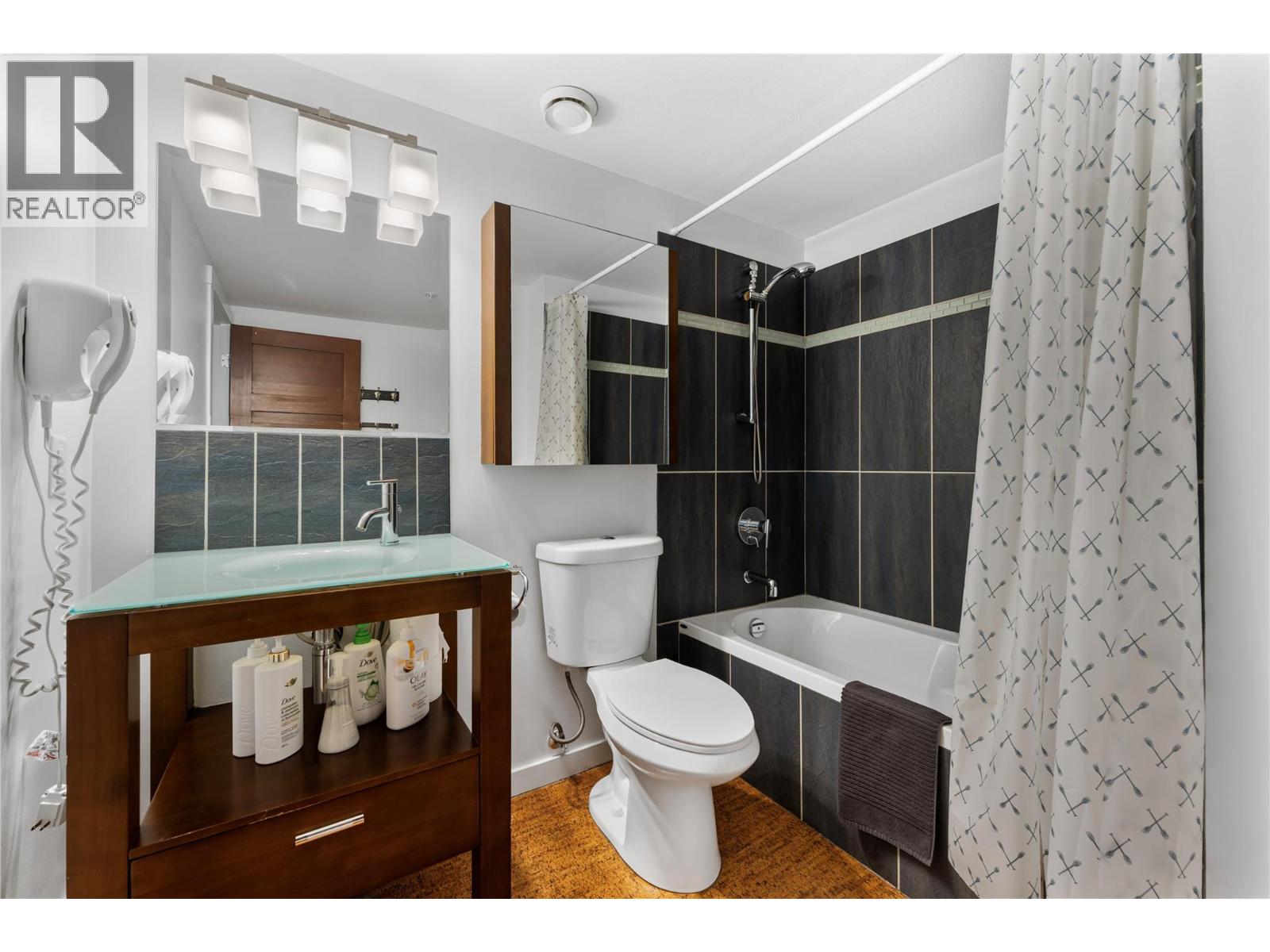 5030 Snowbird Way Unit# 101, Big White, British Columbia  V0H 1A0 - Photo 16 - 10374817