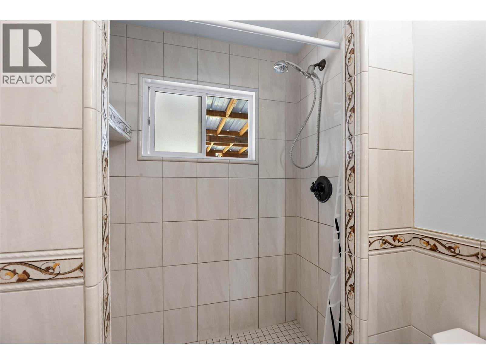 1926 Greaves Avenue, Merritt, British Columbia  V1K 1J3 - Photo 20 - 10376189