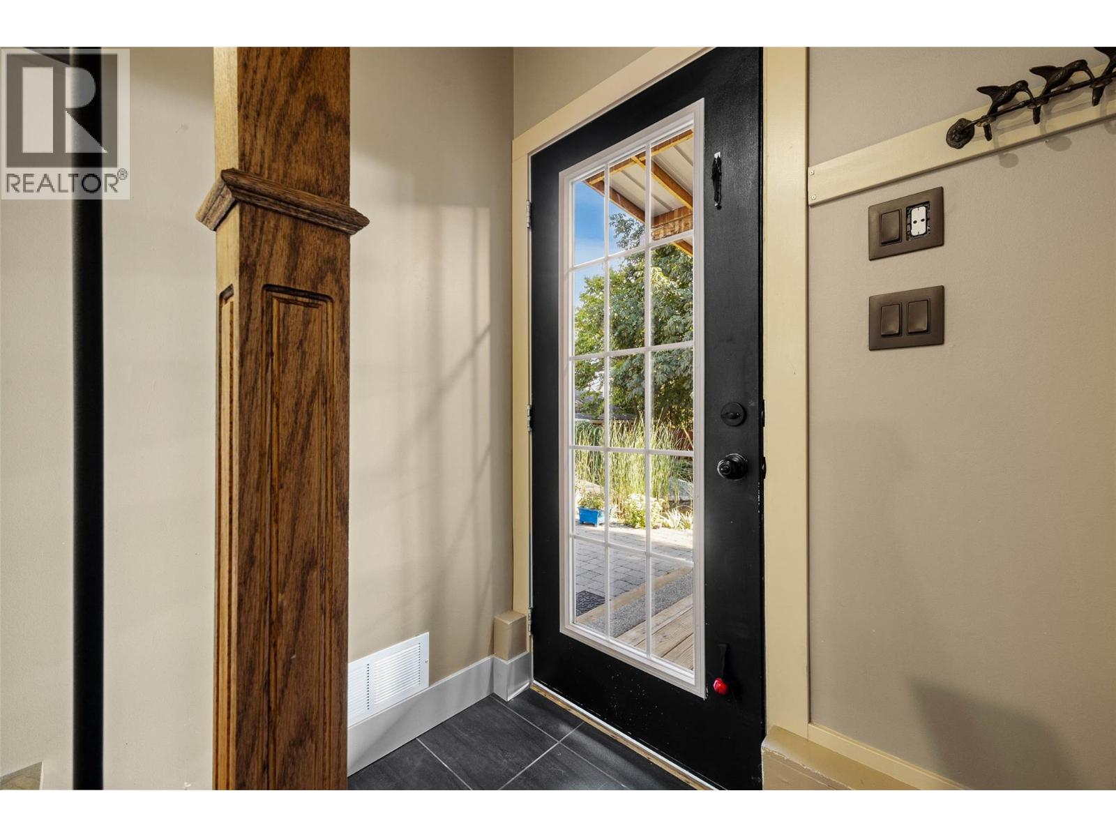 1926 Greaves Avenue, Merritt, British Columbia  V1K 1J3 - Photo 21 - 10376189