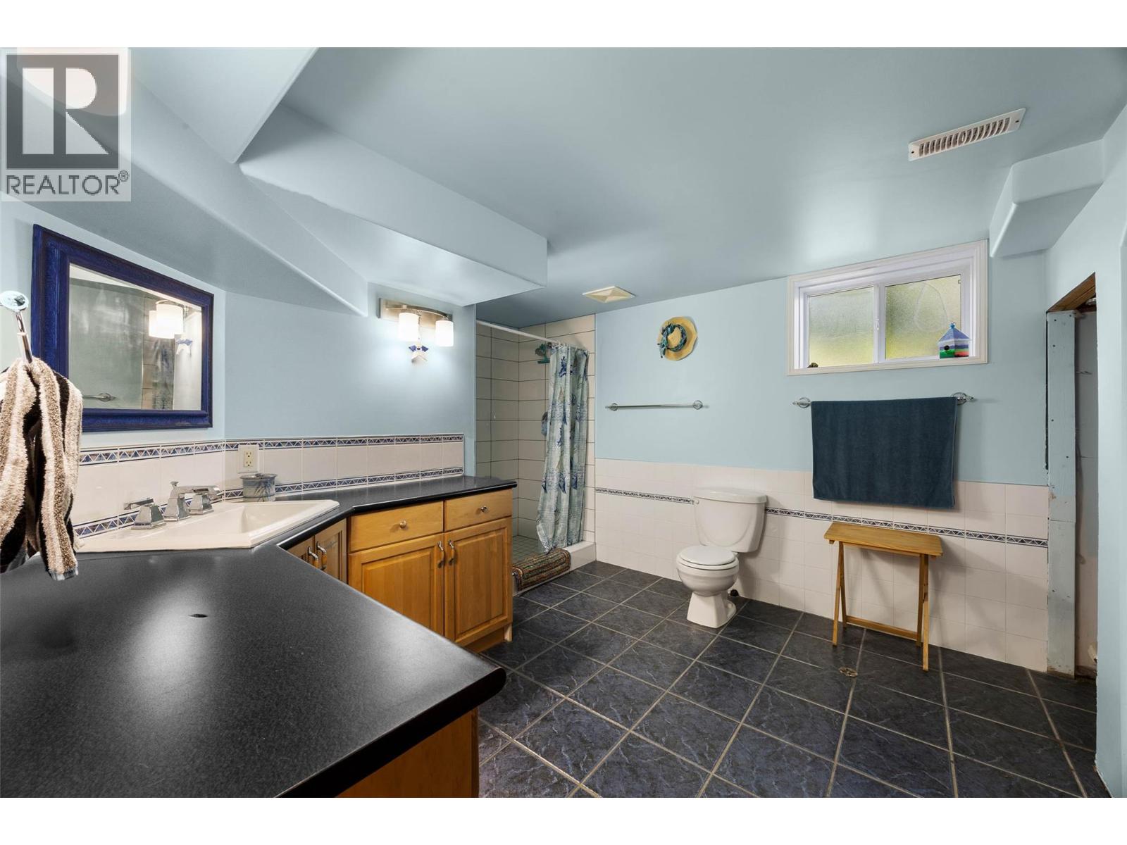 1926 Greaves Avenue, Merritt, British Columbia  V1K 1J3 - Photo 33 - 10376189