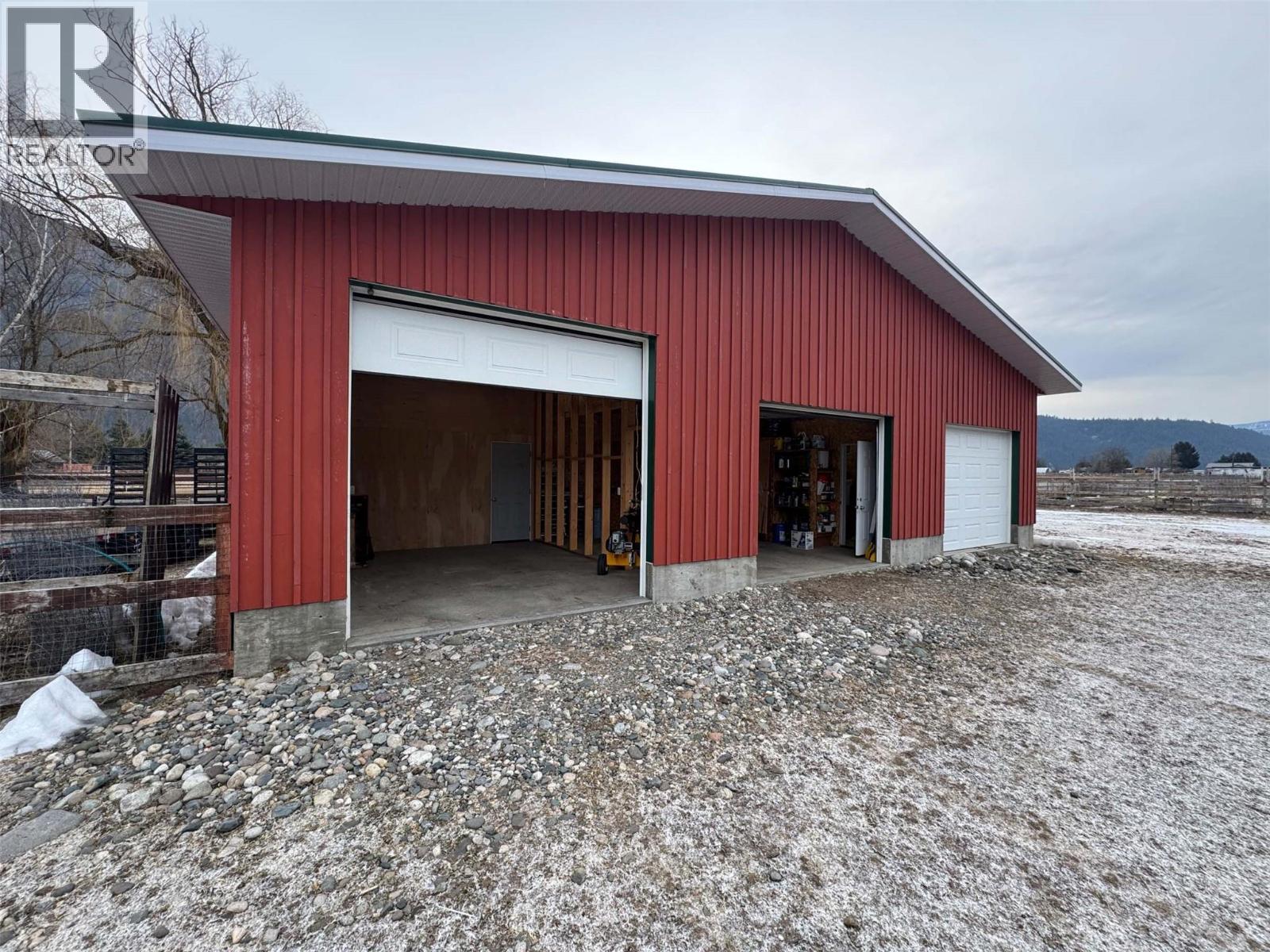 5175 Siminoff Road, Grand Forks, British Columbia  V0H 1H4 - Photo 38 - 10376197