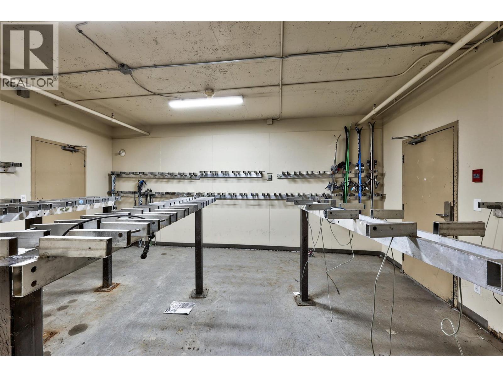 3190 Creekside Way Unit# 406, Sun Peaks, British Columbia  V0E 5N0 - Photo 17 - 10376176