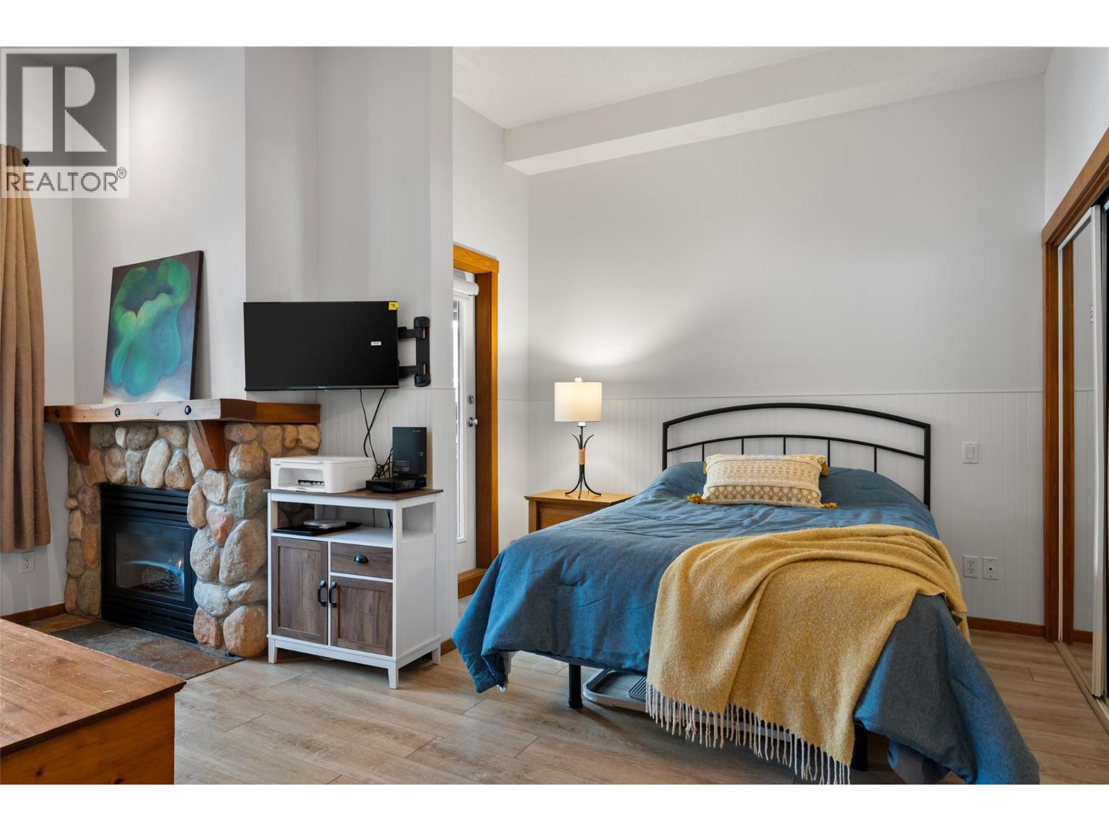 3190 Creekside Way Unit# 406, Sun Peaks, British Columbia  V0E 5N0 - Photo 2 - 10376176