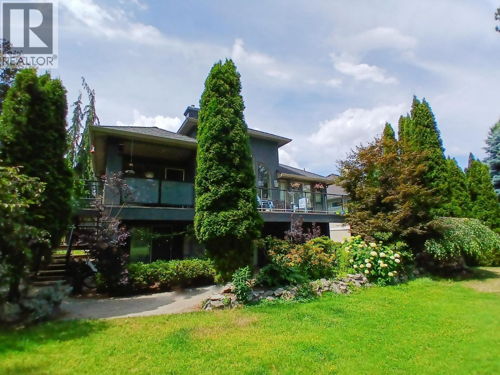 3897 Gallaghers Grange, Kelowna, British Columbia  V1W 3Z9 - Photo 3 - 10375553