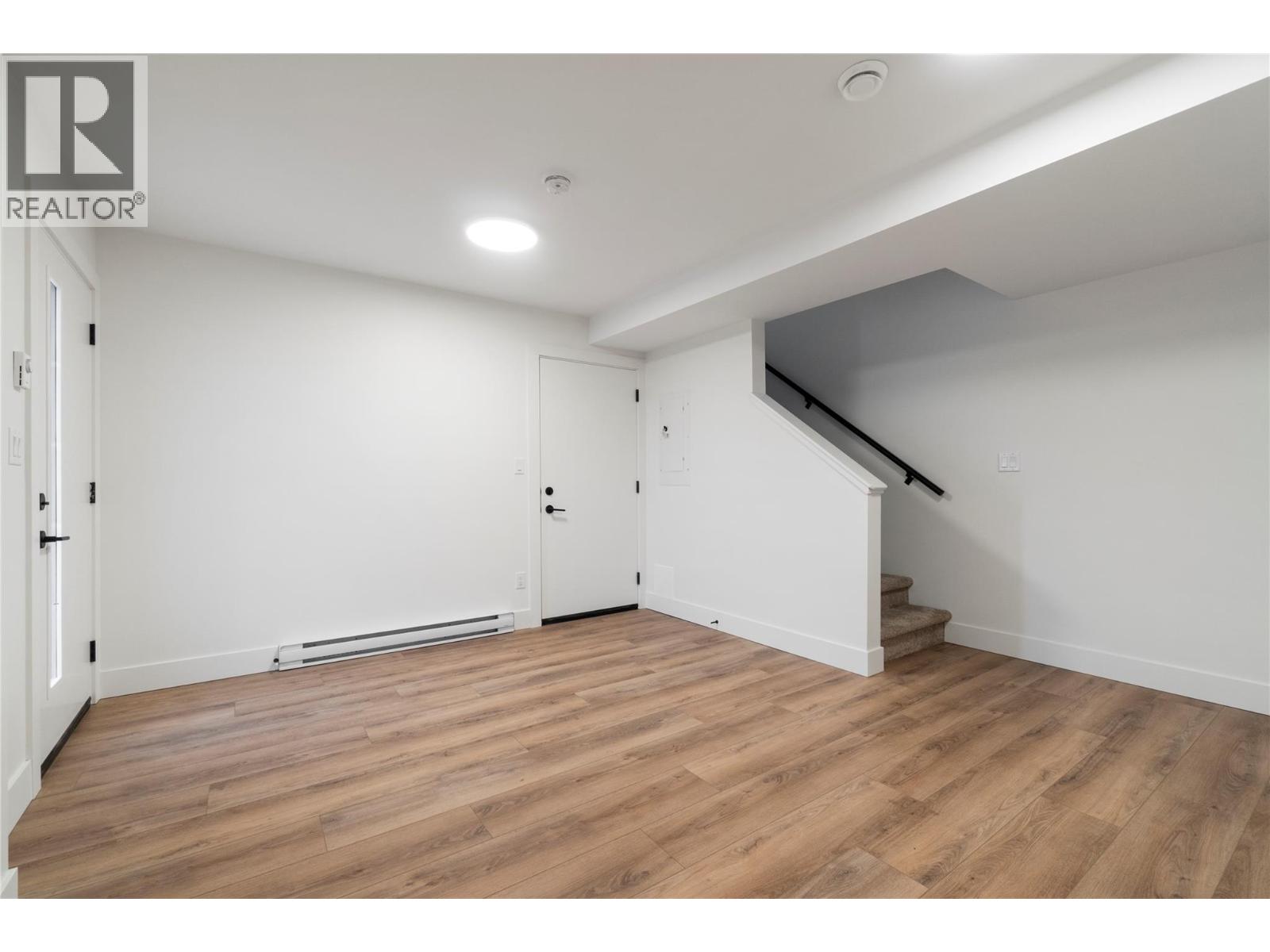 981 12 Street Se Unit# 38, Salmon Arm, British Columbia  V1E 2C8 - Photo 42 - 10376044