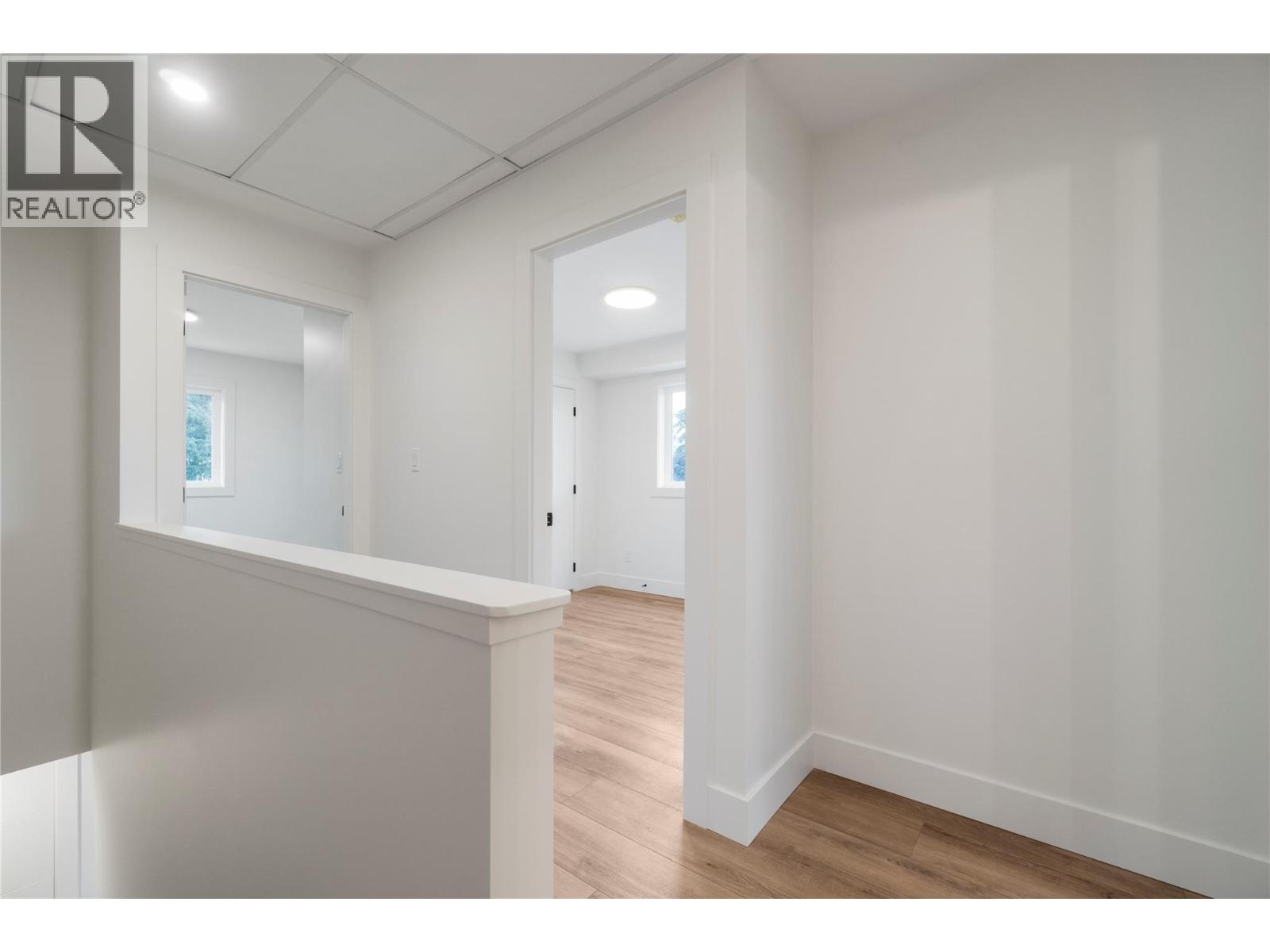 981 12 Street Se Unit# 38, Salmon Arm, British Columbia  V1E 2C8 - Photo 58 - 10376044