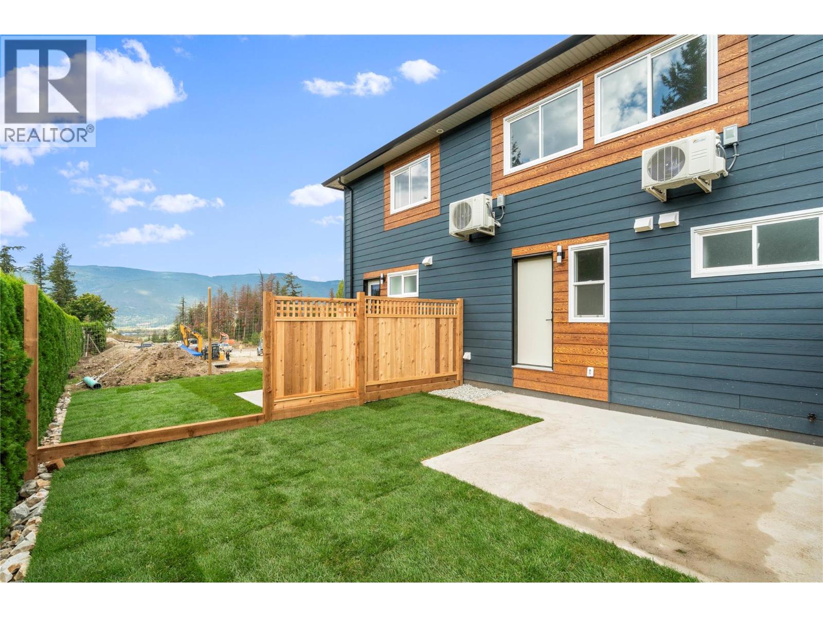 981 12 Street Se Unit# 37, Salmon Arm, British Columbia  V1E 2C8 - Photo 45 - 10376043