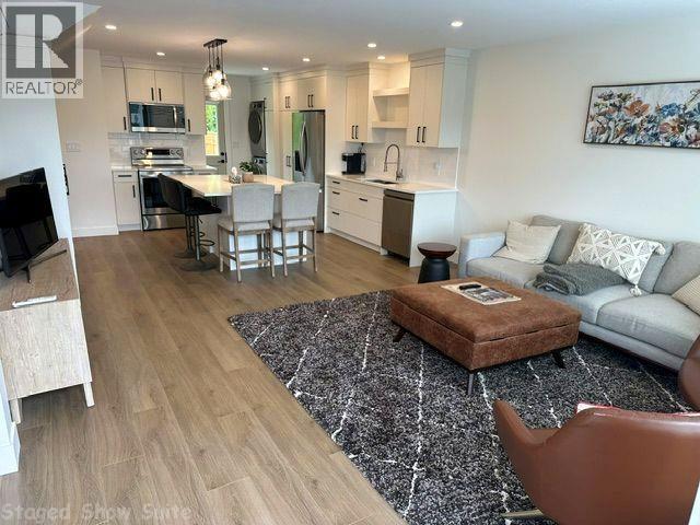 981 12 Street Se Unit# 37, Salmon Arm, British Columbia  V1E 2C8 - Photo 67 - 10376043
