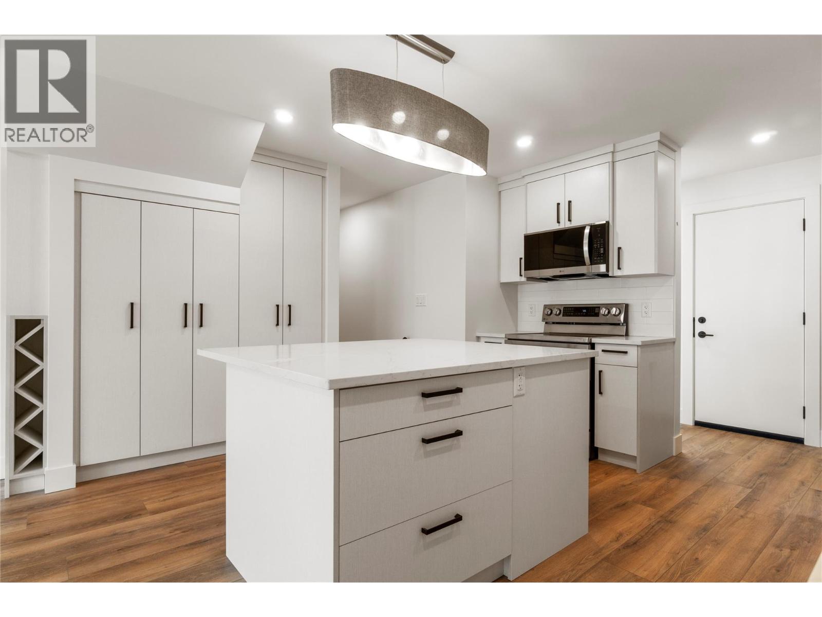 981 12 Street Se Unit# 36, Salmon Arm, British Columbia  V1E 2C8 - Photo 24 - 10376042