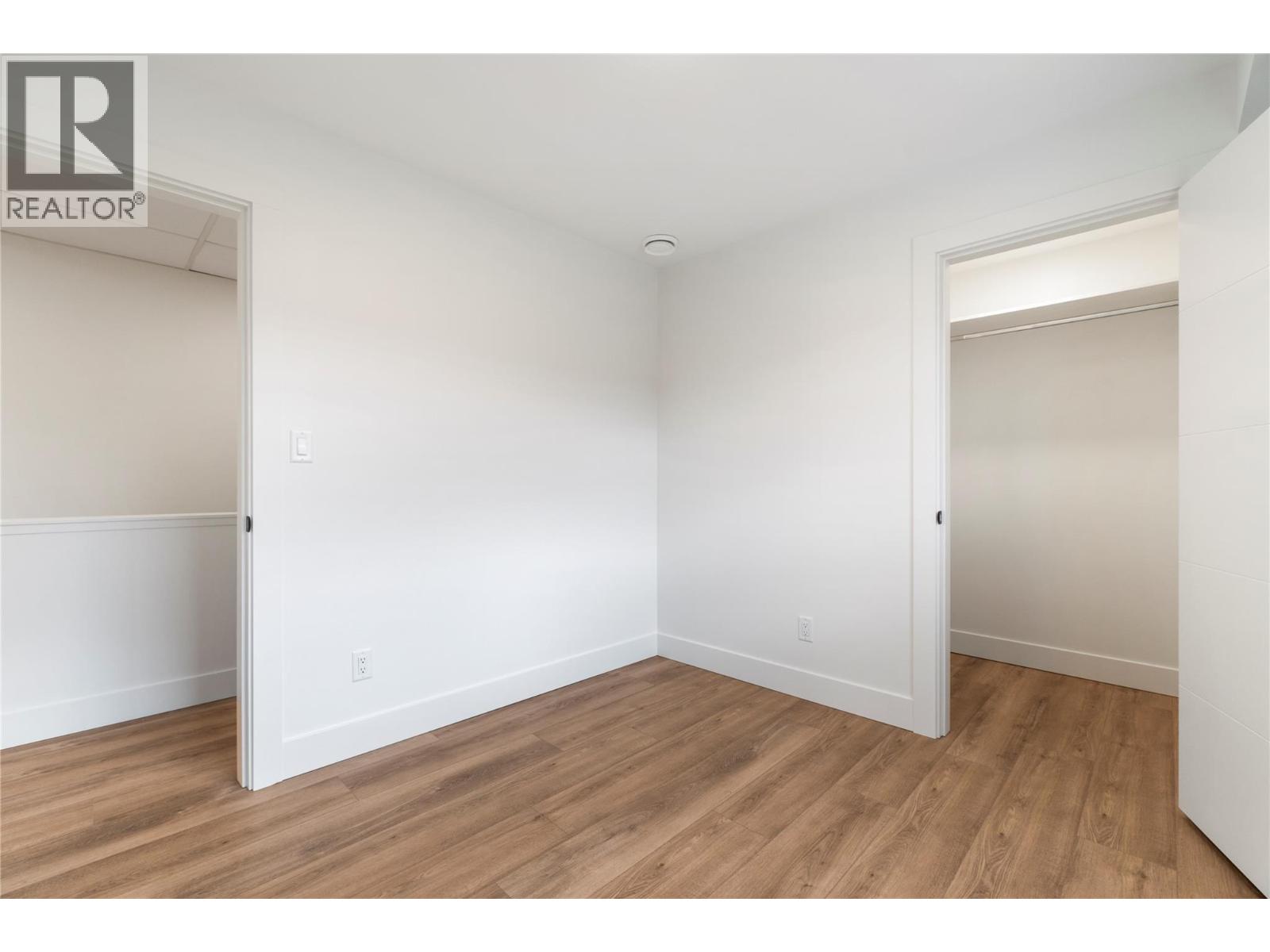 981 12 Street Se Unit# 35, Salmon Arm, British Columbia  V1E 2C8 - Photo 56 - 10376035