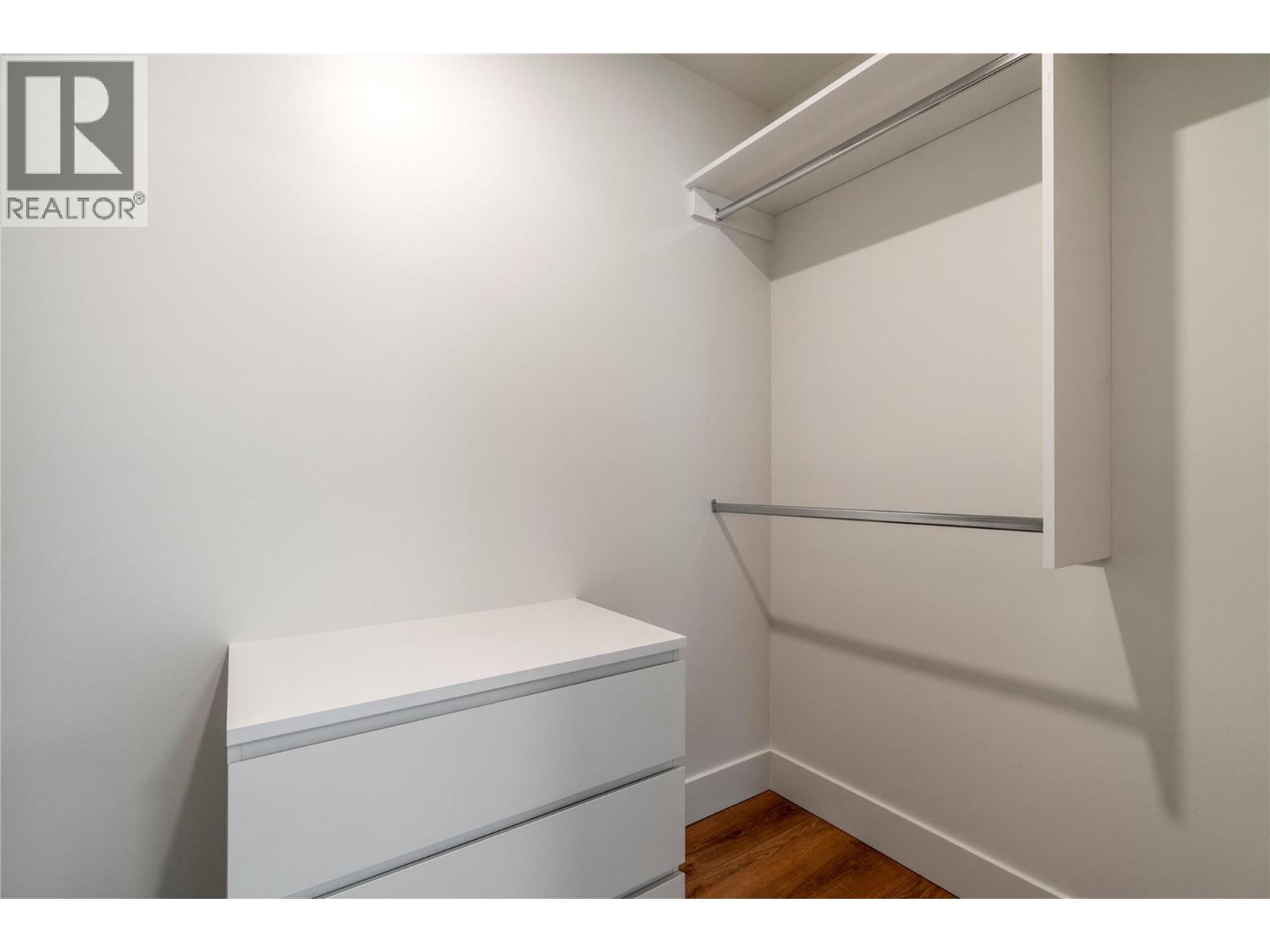 981 12 Street Se Unit# 32, Salmon Arm, British Columbia  V1E 2C8 - Photo 46 - 10376029