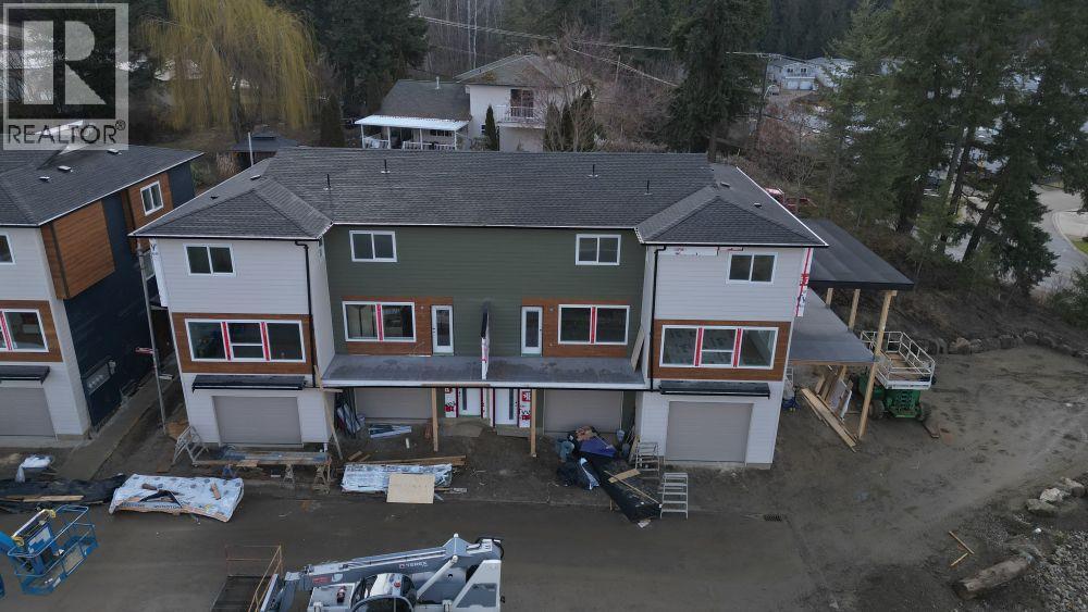 981 12 Street Se Unit# 32, Salmon Arm, British Columbia  V1E 2C8 - Photo 58 - 10376029