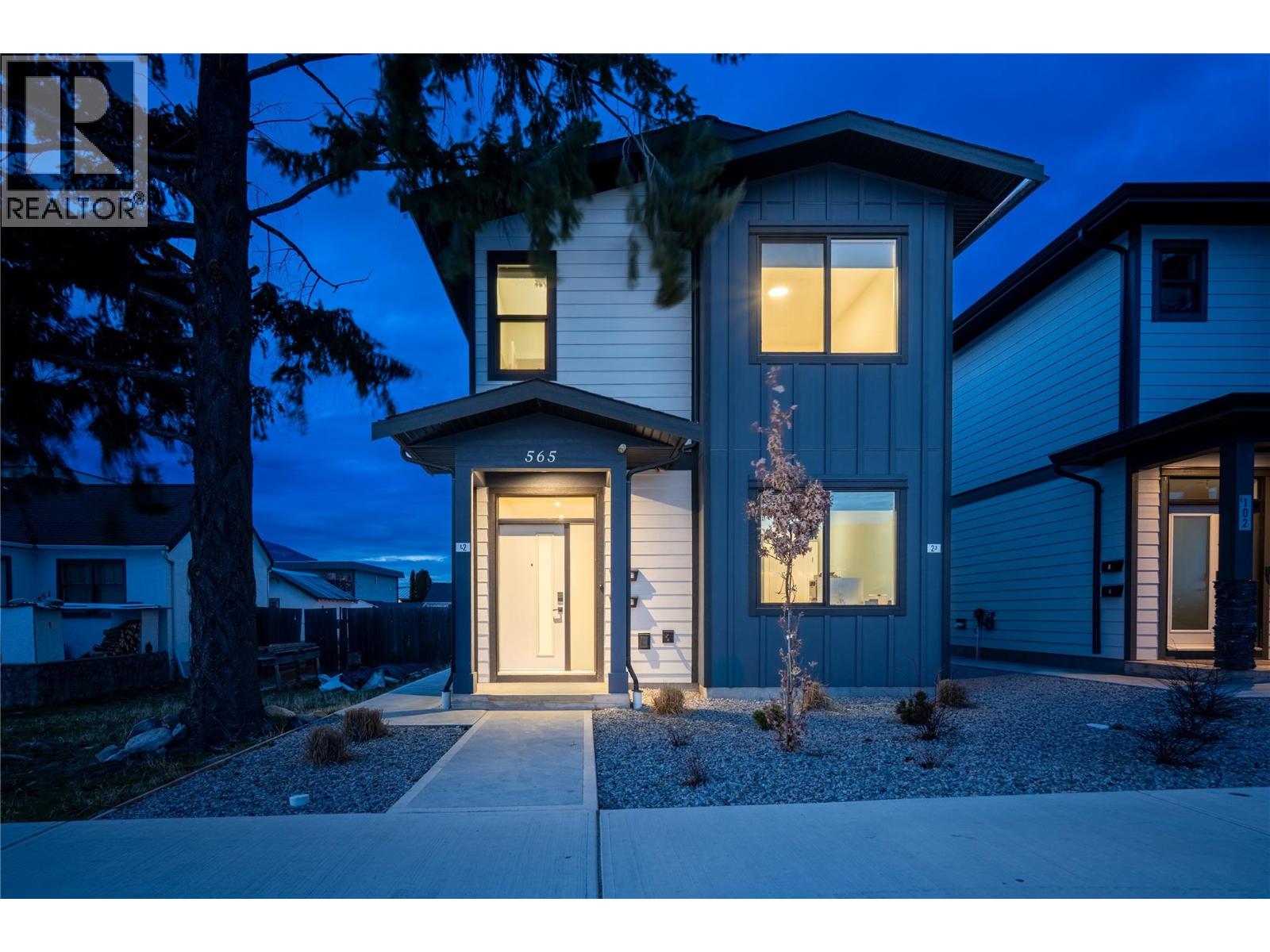 565 Forestbrook Drive, Penticton, British Columbia  V2A 2E5 - Photo 1 - 10375901