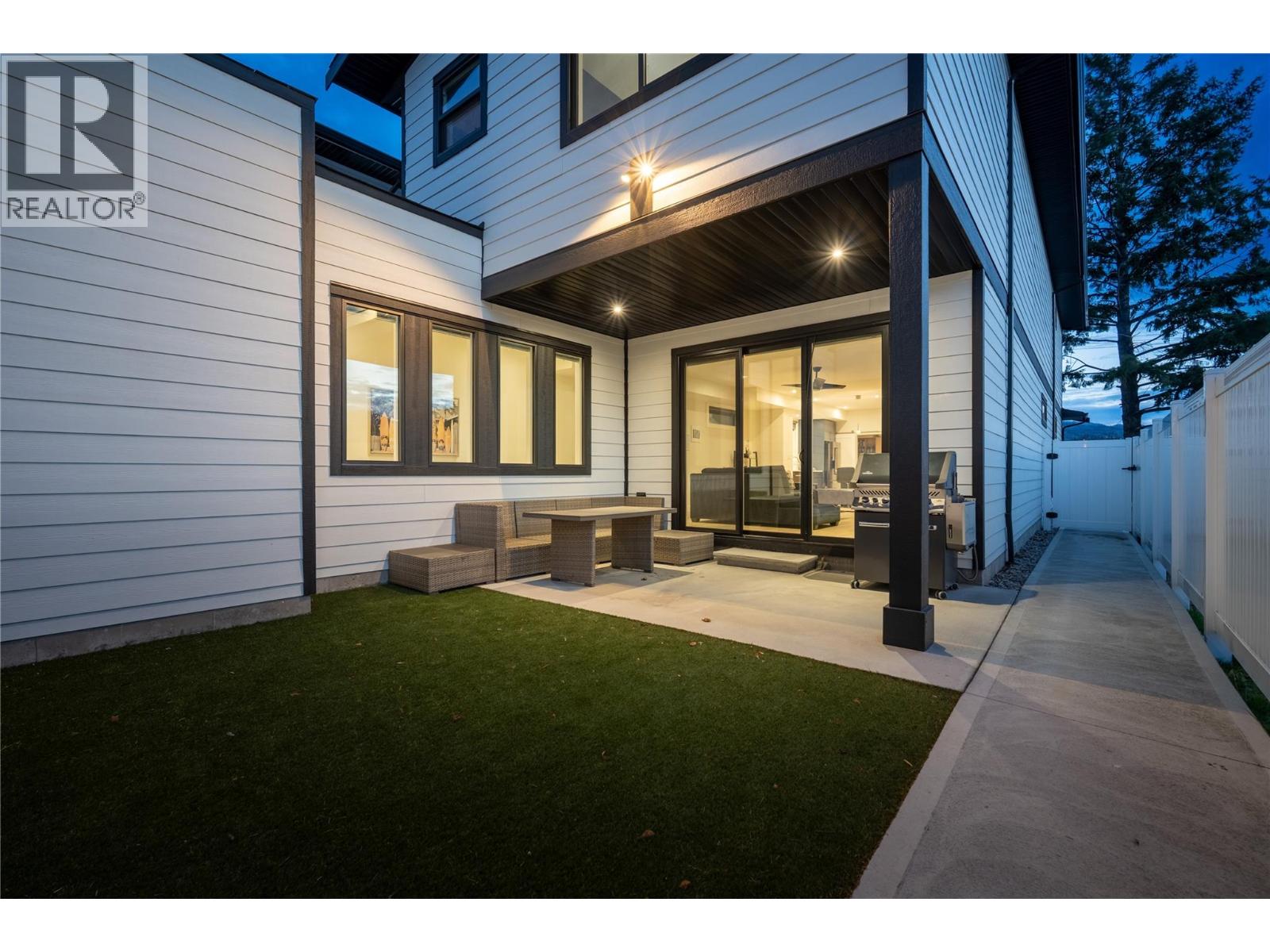 565 Forestbrook Drive, Penticton, British Columbia  V2A 2E5 - Photo 20 - 10375901