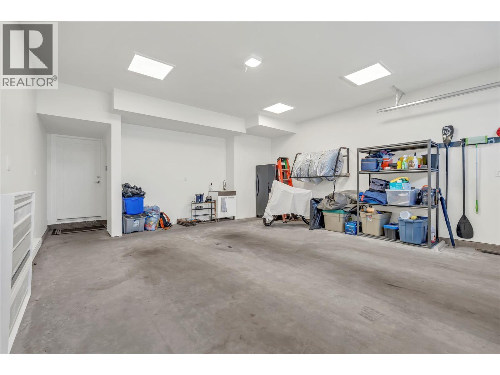 565 Forestbrook Drive, Penticton, British Columbia  V2A 2E5 - Photo 35 - 10375901