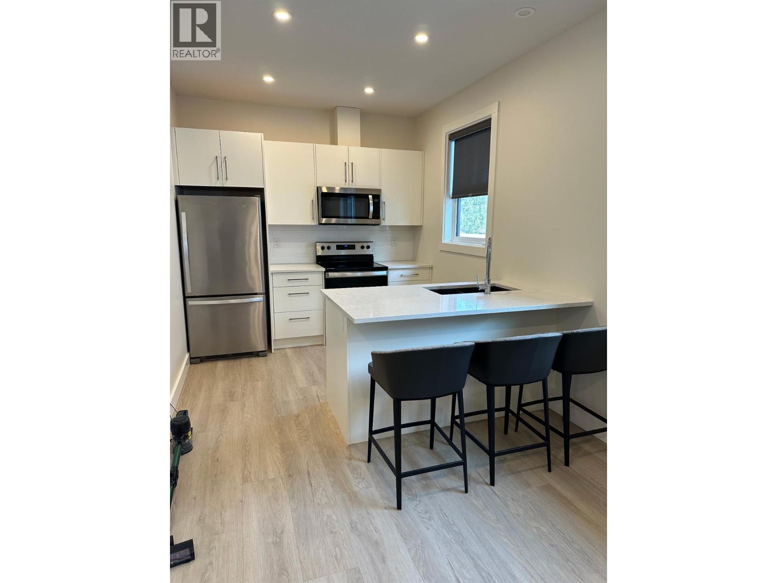 565 Forestbrook Drive, Penticton, British Columbia  V2A 2E5 - Photo 46 - 10375901