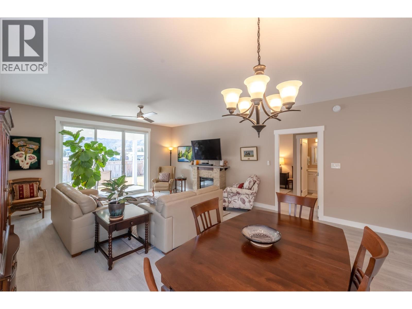 389 10th Avenue, Keremeos, British Columbia  V0X 1N3 - Photo 14 - 10376199