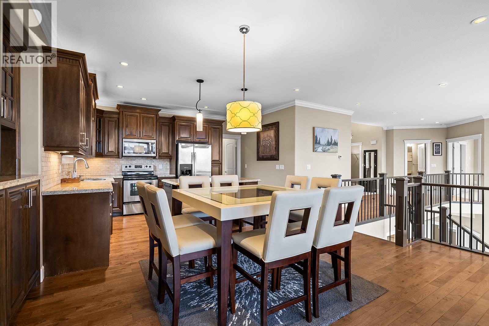 368 Trumpeter Court, Kelowna, British Columbia  V1W 5J4 - Photo 5 - 10376167