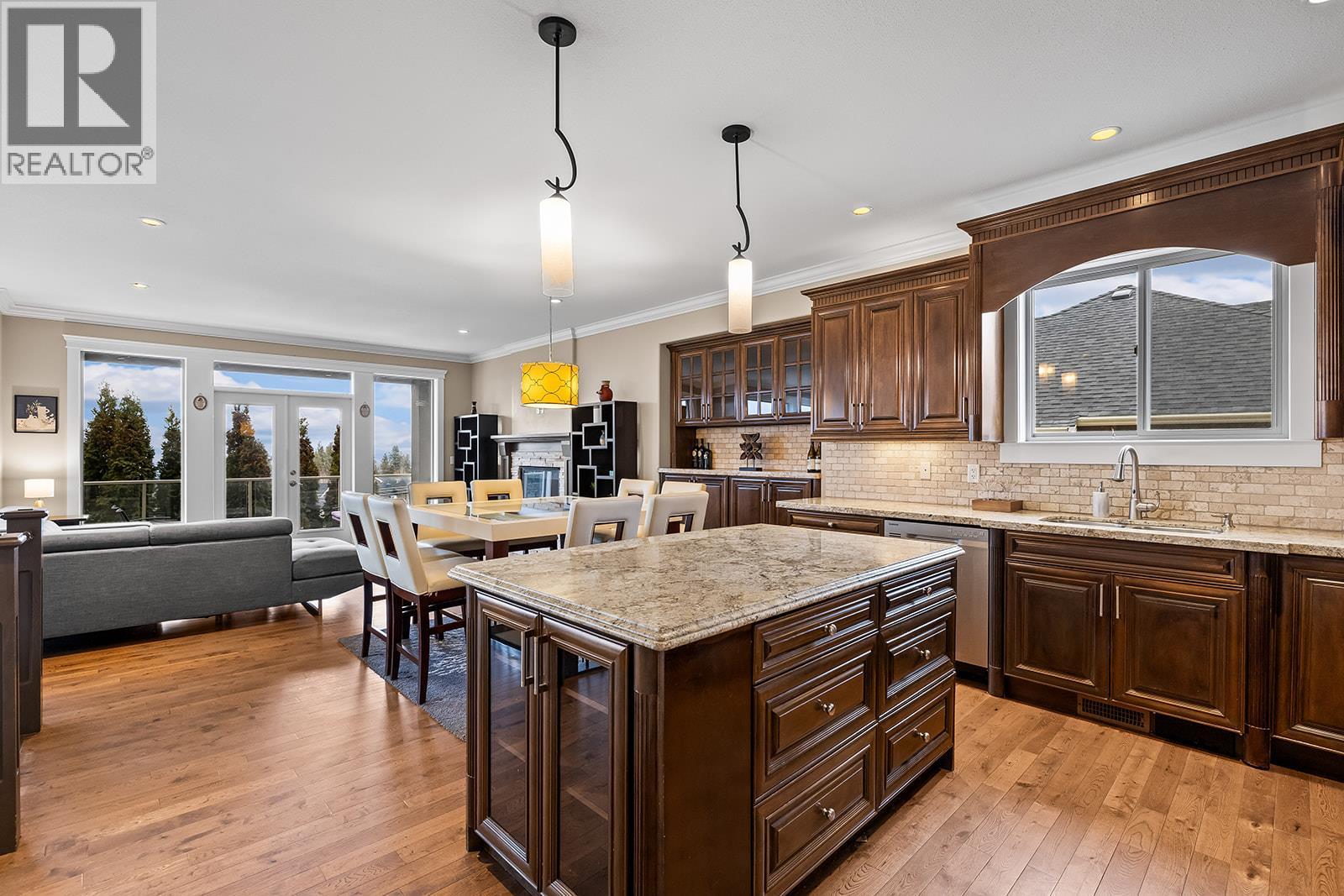 368 Trumpeter Court, Kelowna, British Columbia  V1W 5J4 - Photo 9 - 10376167