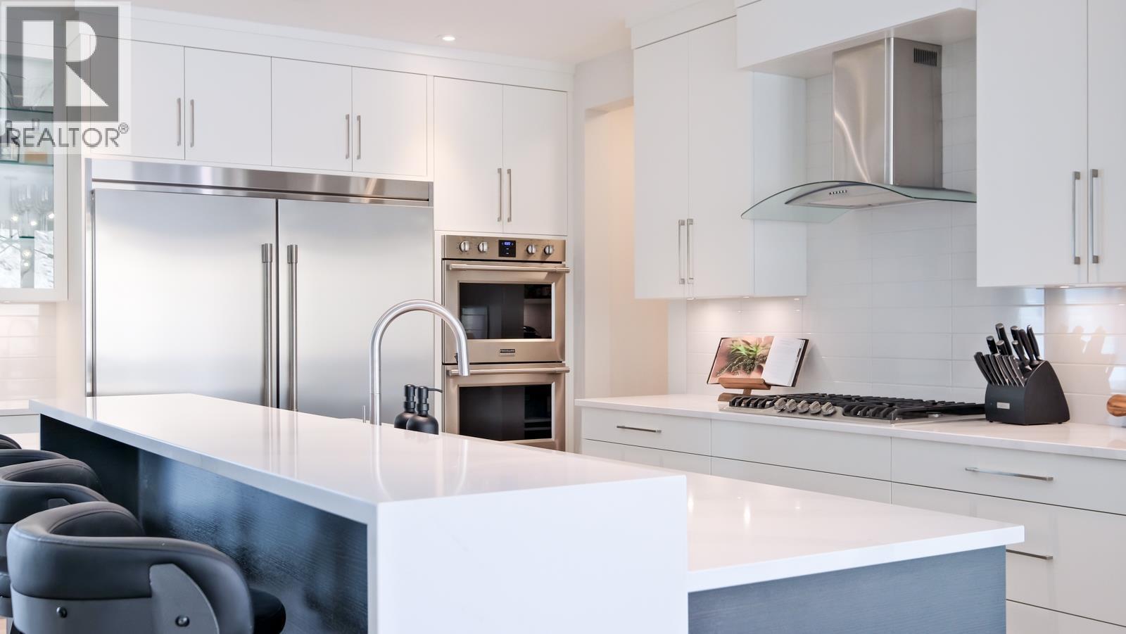 740 Pinehaven Court, Kelowna, British Columbia  V1V 2Y3 - Photo 11 - 10375961